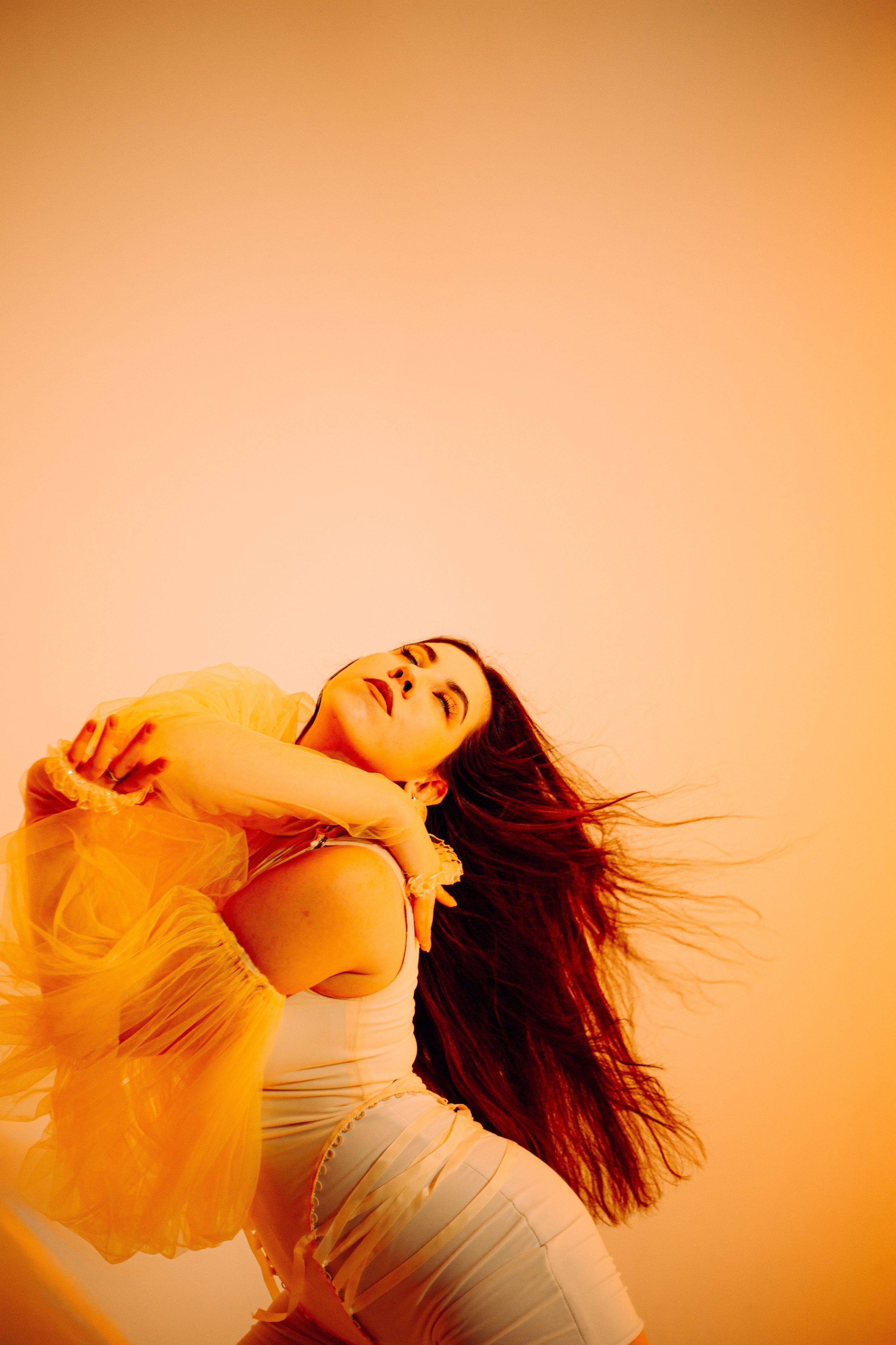 Магия танца: Солнце и Вода. Арт-фотограф Крис Л. в Тобольске: портрет, семейные, свадьбы