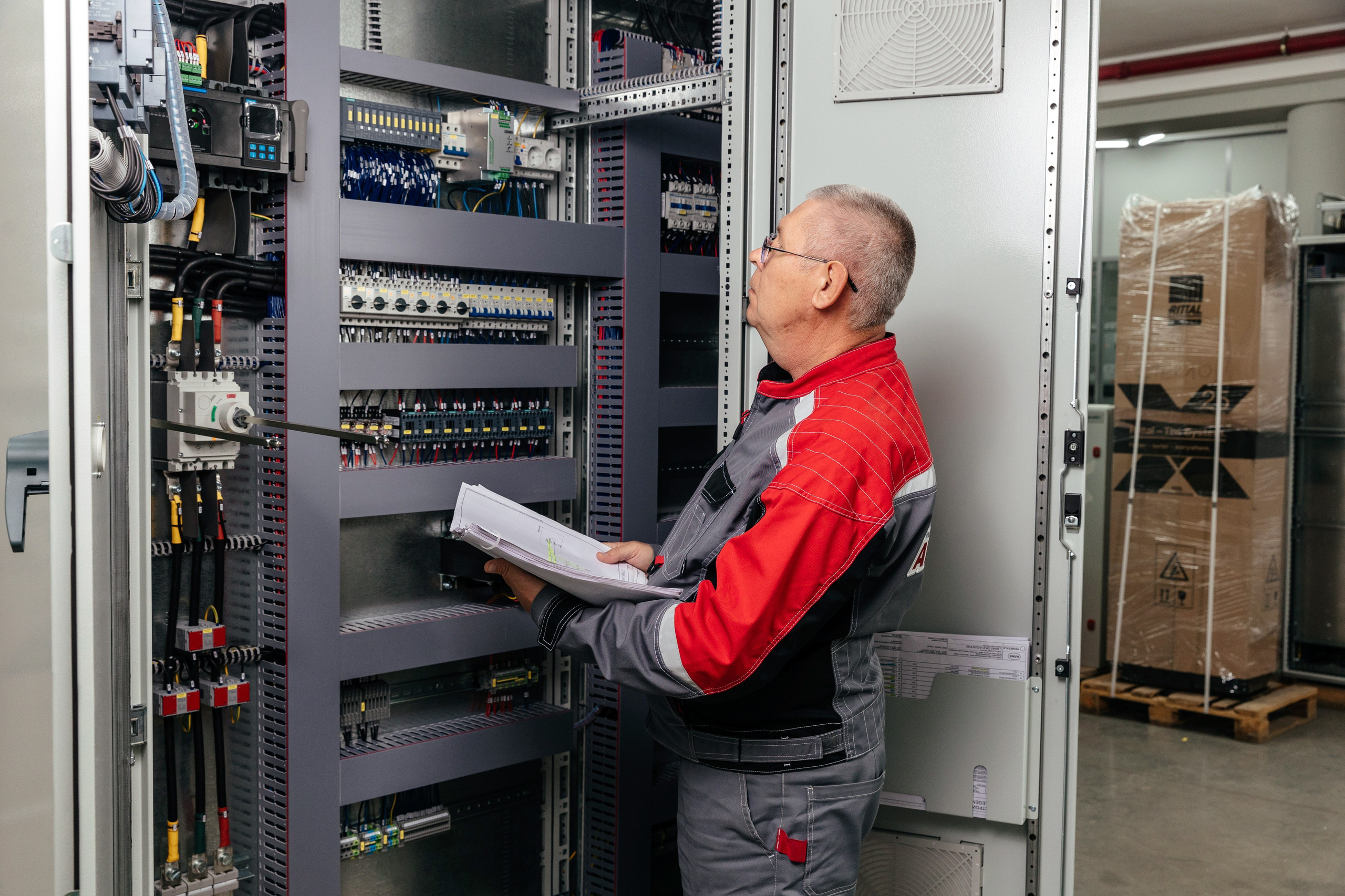 Аватри. Фотограф для бизнеса Константин Брусницын в Екатеринбурге