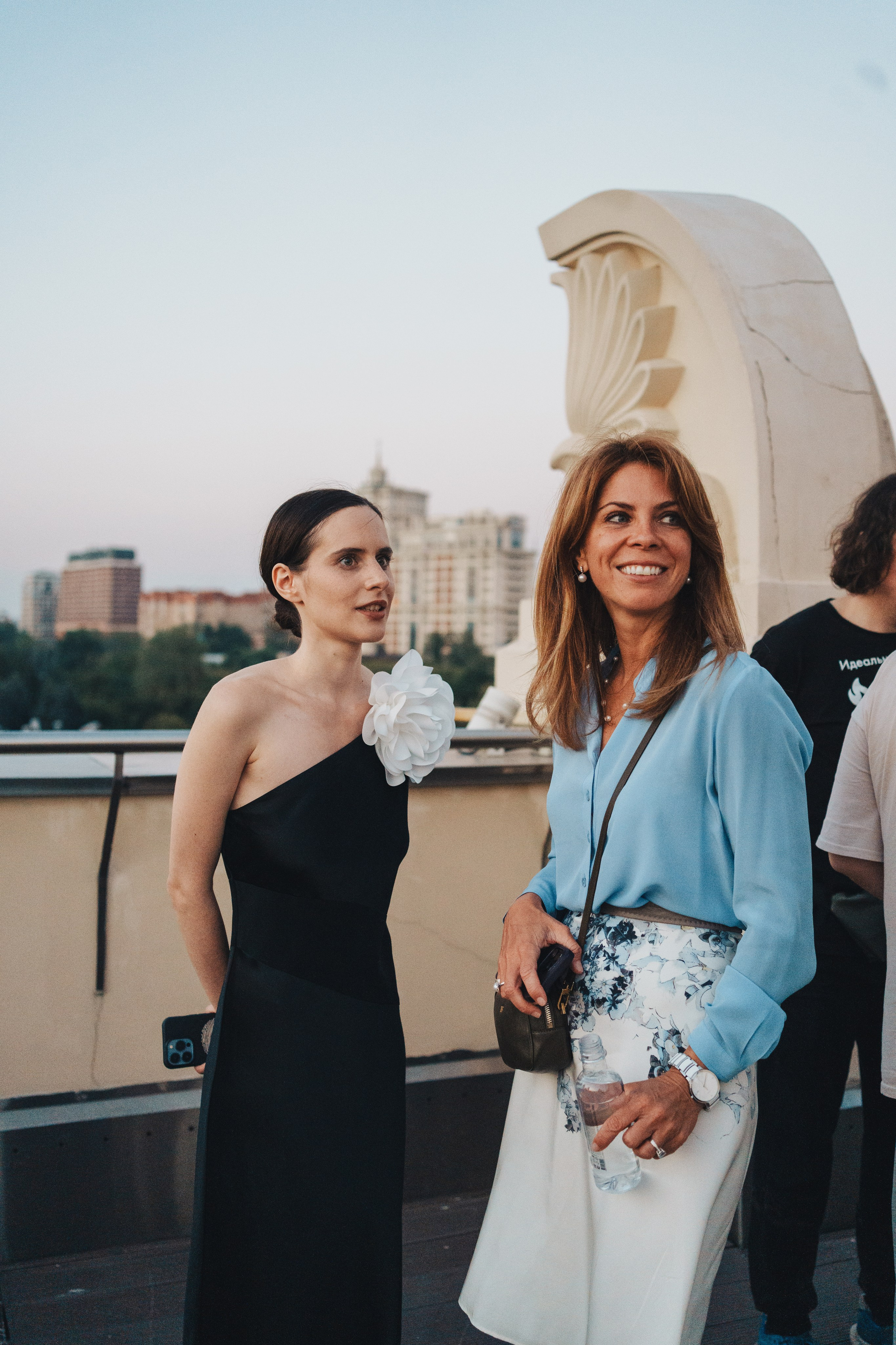 Выставка на крыше Парка Горького. Семейный и детский фотограф и видеограф в Москве, Серпухове и Тарусе Валерия Сорокина