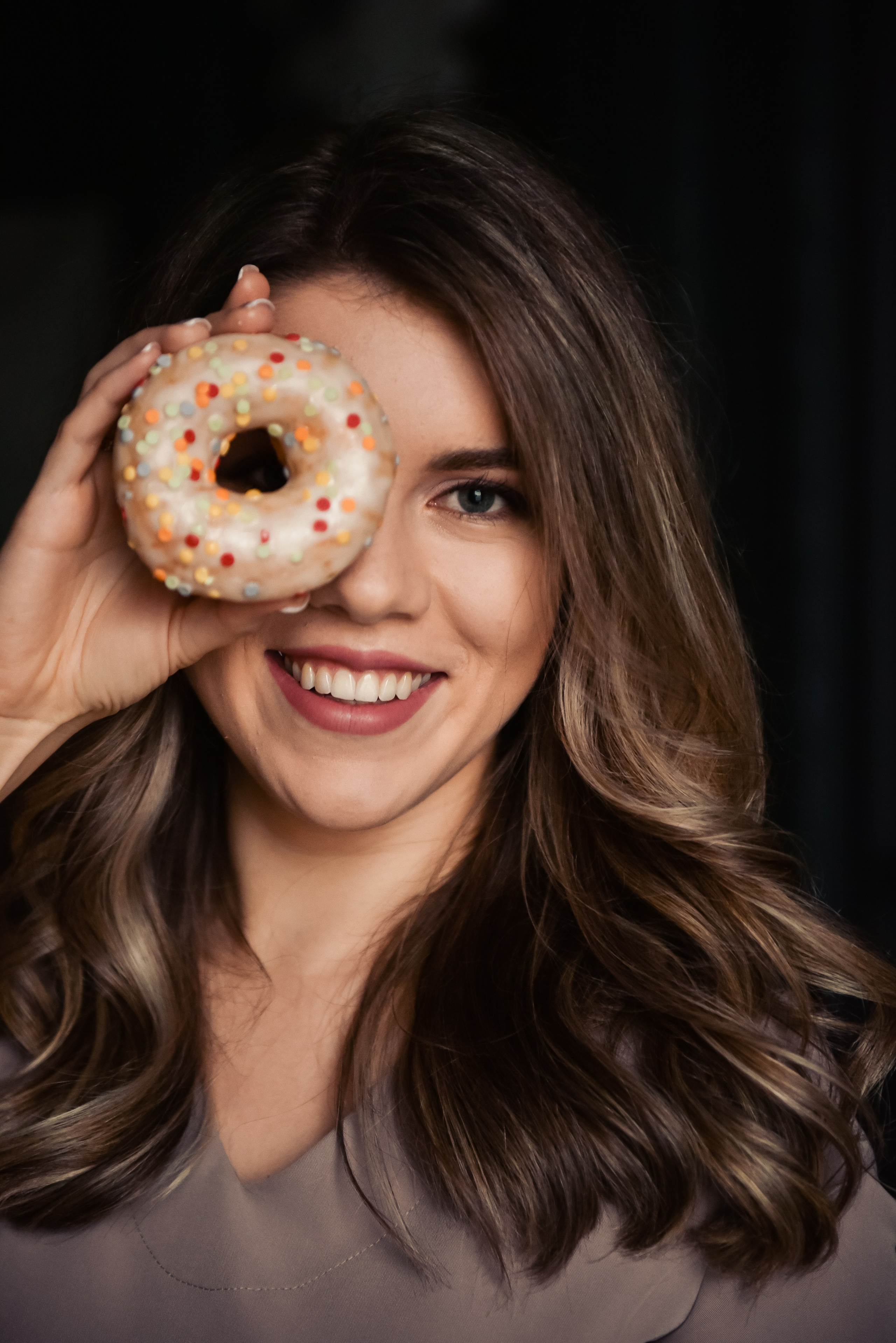 Стоматолог Юлия. Анастасия Петрович фотограф, фотокорреспондент в Москве и Санкт-Петербурге. Фотосъёмка репортажа, мероприятия, корпоративная съёмка, контент