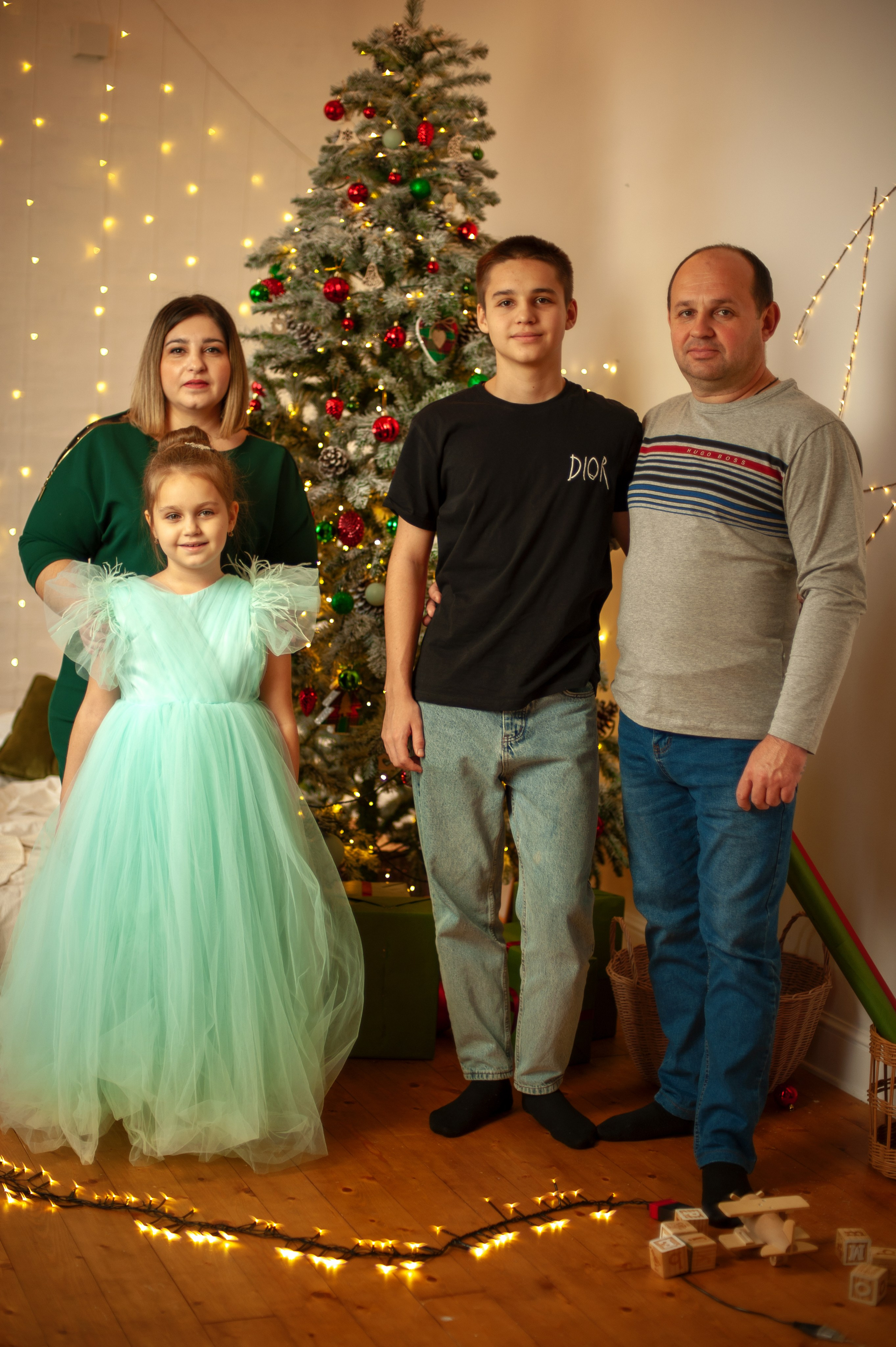 Семейная новогодняя Фотосессия. Семейный Свадебный Фотограф в Ростове-на-Дону Батайске Дмитрий Александрович