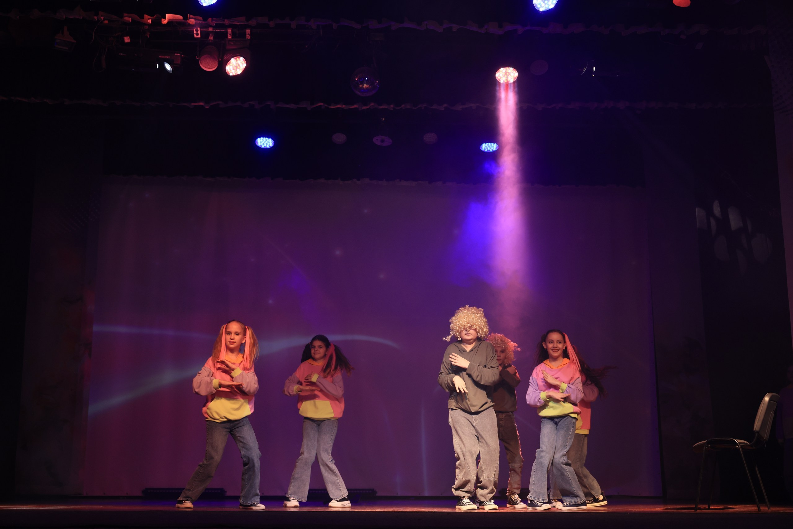 Концерт к 8 Марта в ДК «Металлург» г. Тула. Фотограф в Туле Крупский АнДРей. Фотостудия «КАДР71» в Туле