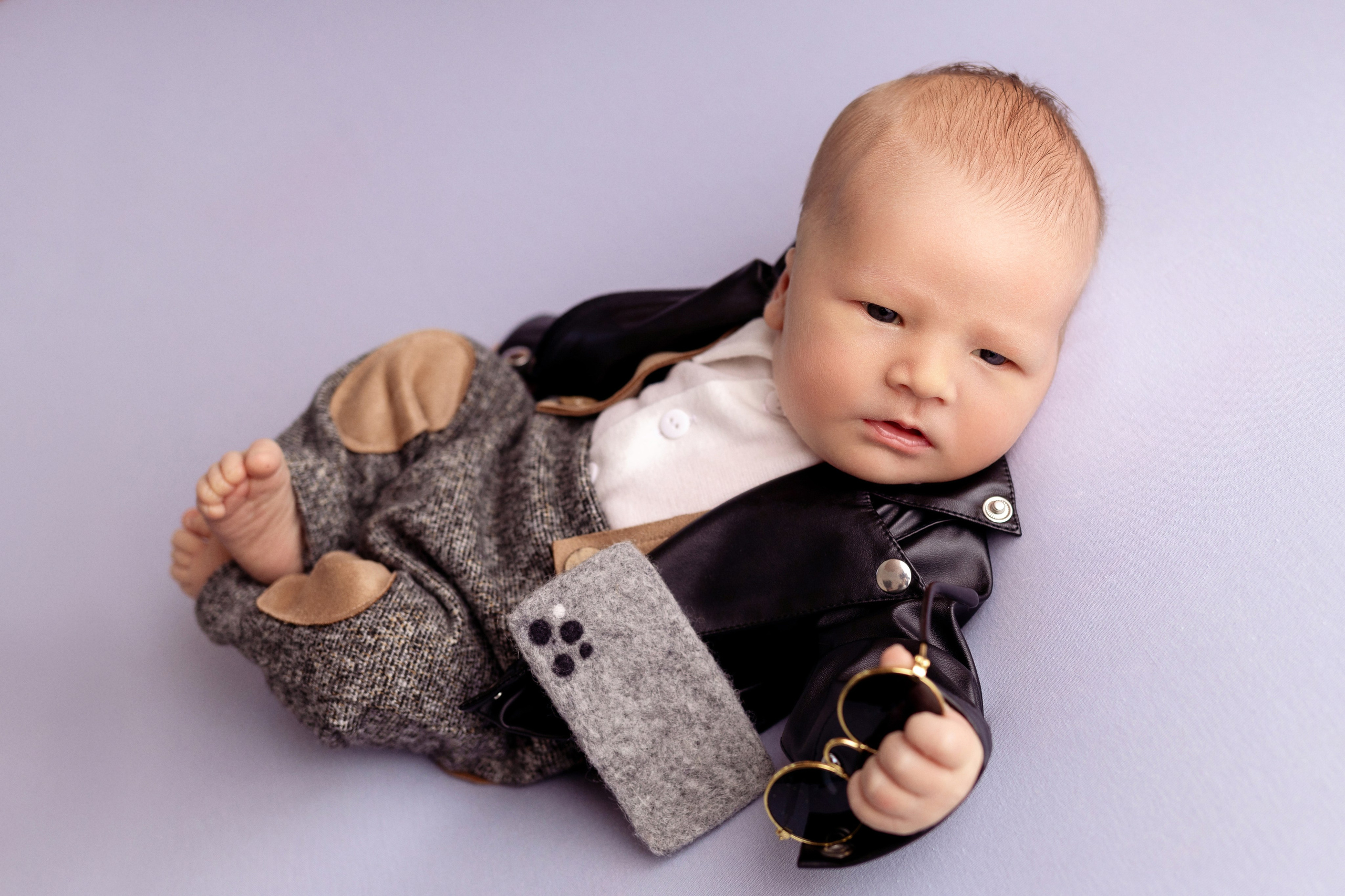 Классическая фотосессия малыша. Фотограф новорожденных малышей в Омске и Омской области Эльвира Камаева