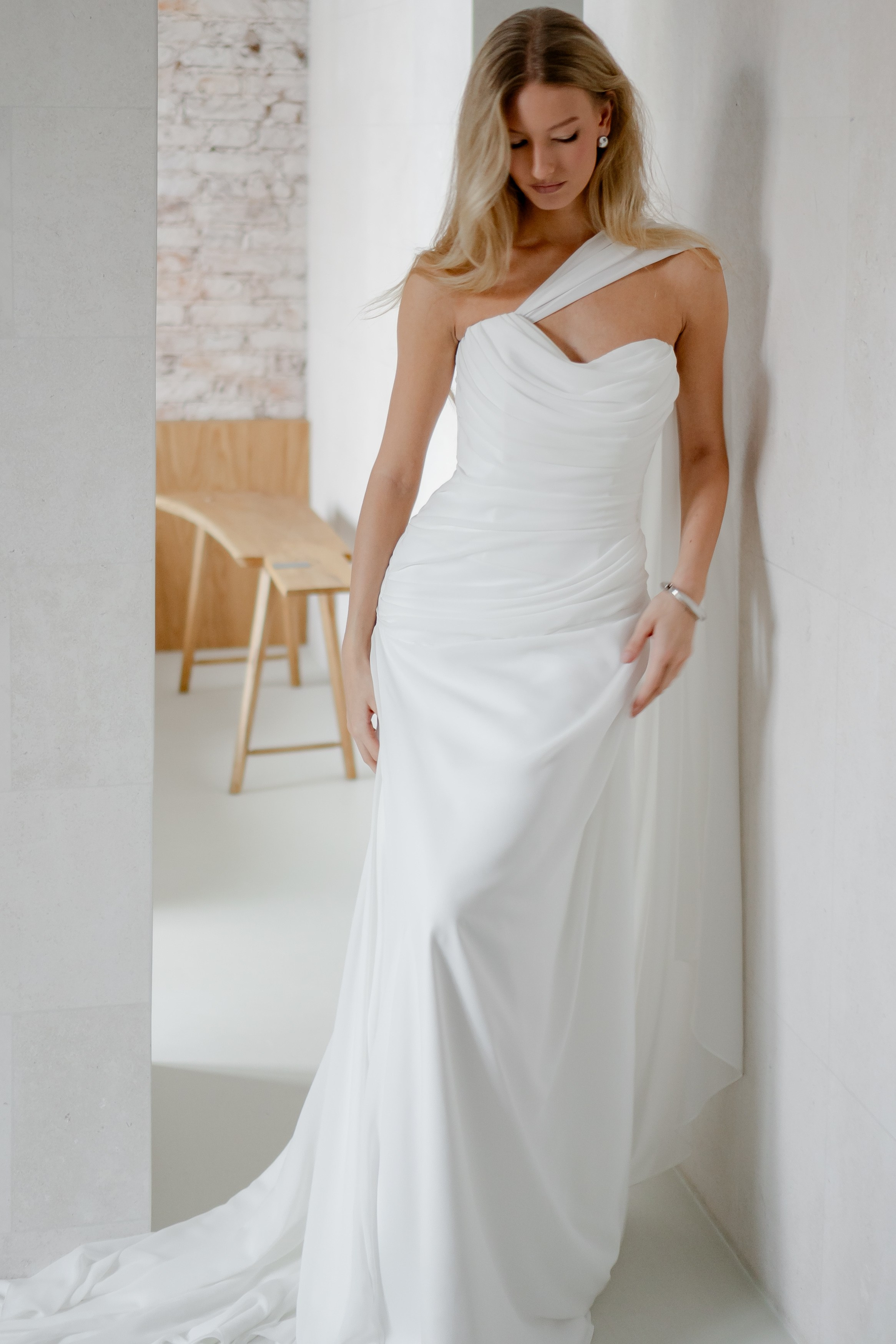 ЭЛЕГАНТНАЯ СВАДБЕНАЯ СЬЕМКА ЖЕНИХА И НЕВЕСТЫ В ДОРОГОМ ОТЕЛЕ САНКТ-ПЕТЕРБУРГА. Профессиональный фотограф, Санкт-Петербург — Виктория Богомолова