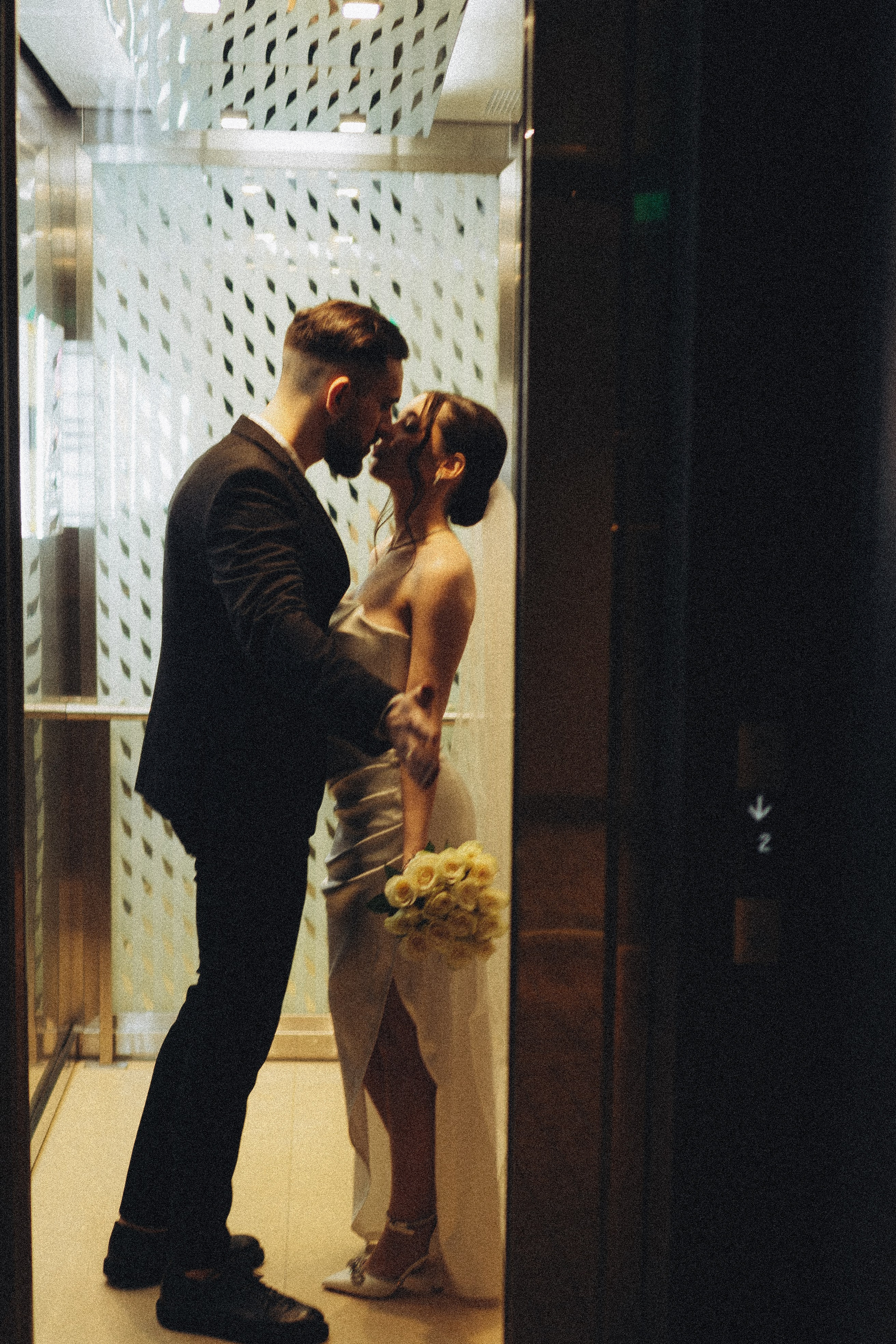 СВАДЕБНАЯ СЬЕМКА СБОРОВ ЖЕНИХА И НЕВЕСТЫ В ОТЕЛЕ И ТАКЖЕ ФОТОСЕССИИЯ В ОТЕЛЕЕ МЕГАПОЛИС БРЯНСК. Профессиональный фотограф, Санкт-Петербург — Виктория Богомолова