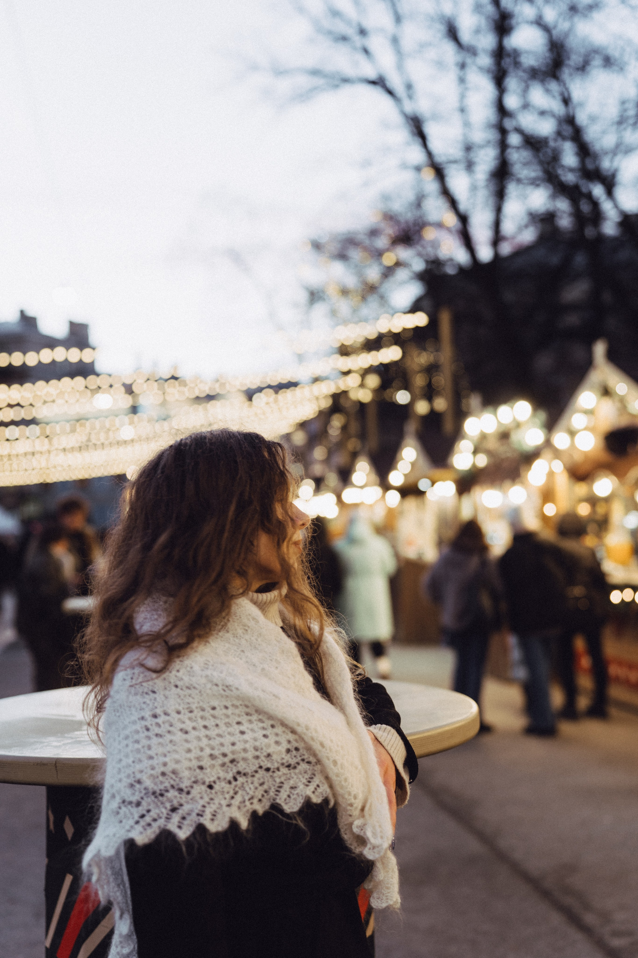 ПРОГУЛКА НА МАНЕЖНОЙ ПЛОЩАДИ ДЛЯ ДЕВУШКИ ПЕРЕД НОВЫМ ГОДОМ (НОВОГОДНЯЯ ФОТОСЕССИИЯ НА МАНЕЖНОЙ ПЛОЩАДИ). Профессиональный фотограф, Санкт-Петербург — Виктория Богомолова