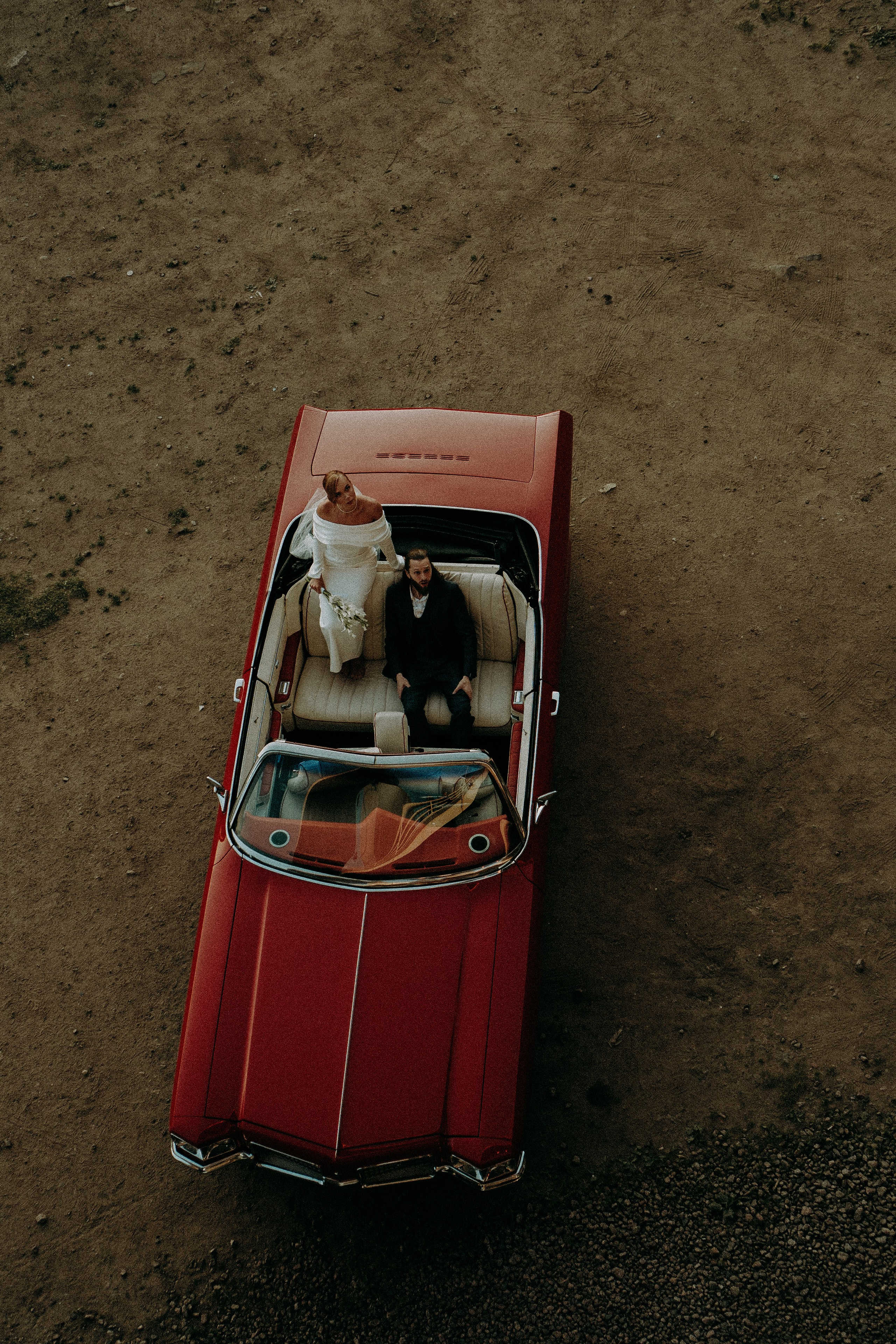 СВАДЕБНАЯ СЬЕМКА ВОЗЛЕ МСОТА БЕТАНКУРА НА КАБРИОЛЕТЕ. Профессиональный фотограф, Санкт-Петербург — Виктория Богомолова