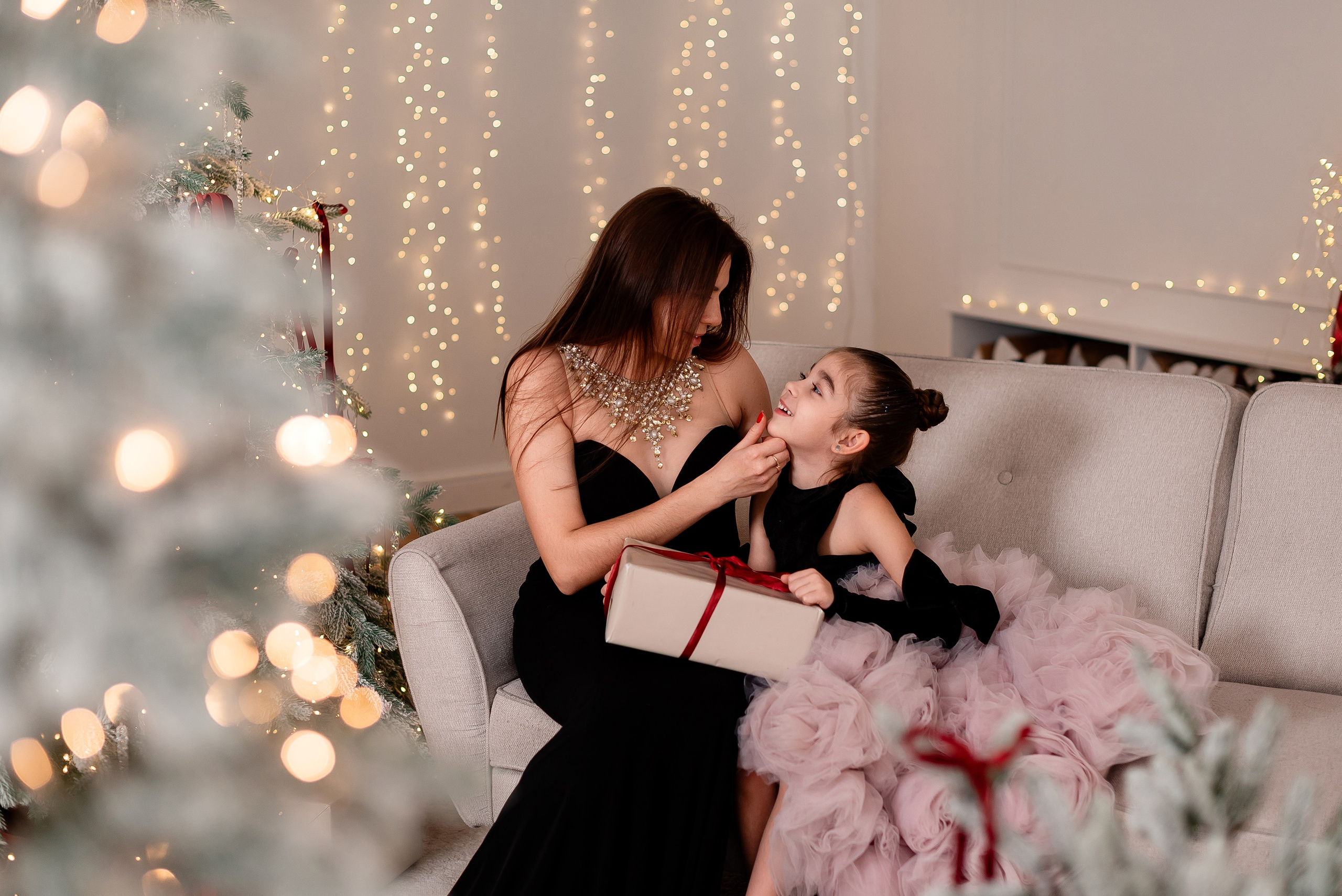 Юля и Варя Новогодняя. Фотограф Татьяна Иванчикова