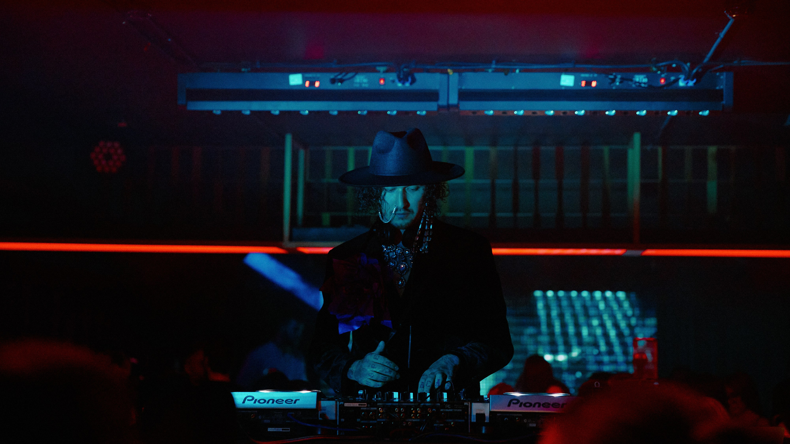 ИSTORИЯ GRAND OPENING. ФОТОГРАФ НА МЕРОПРИЯТИЕ ОТ СОЛЬ МЕДИА PRODUCTION