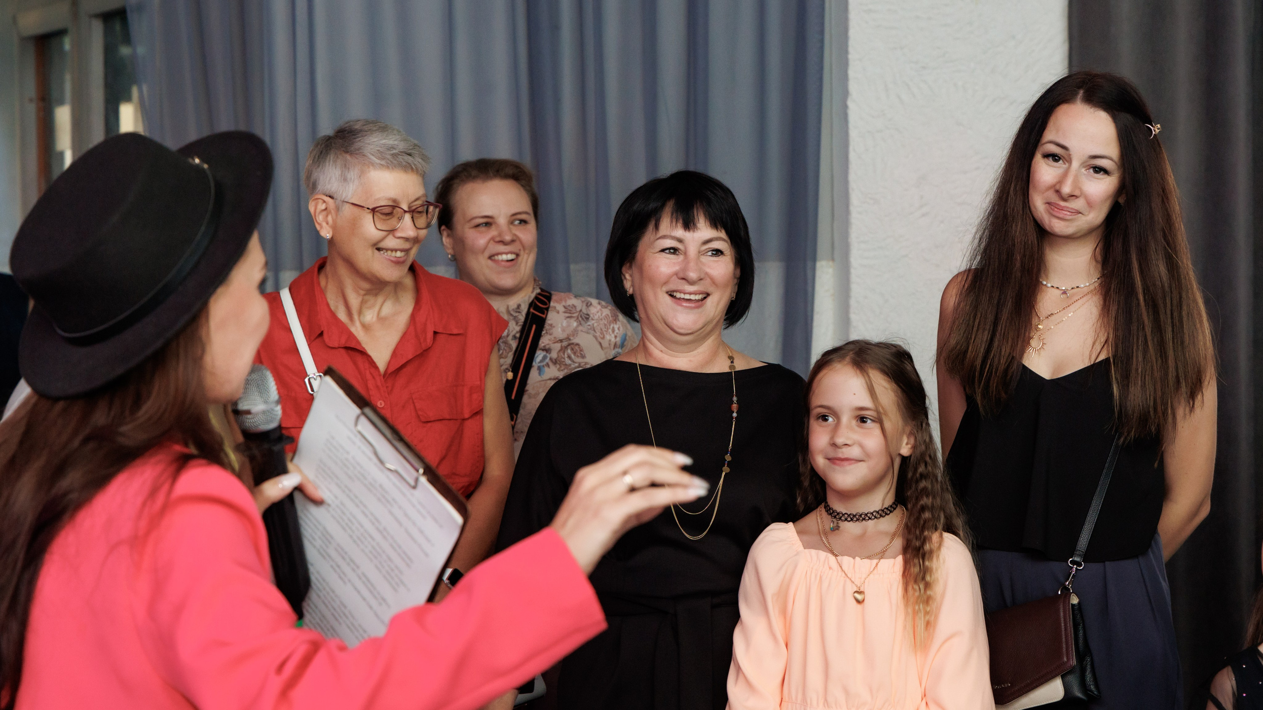 Татьяне снова 18-ть. Свадебный и семейный фотограф в г. Волхов Алексей Кочерыжкин