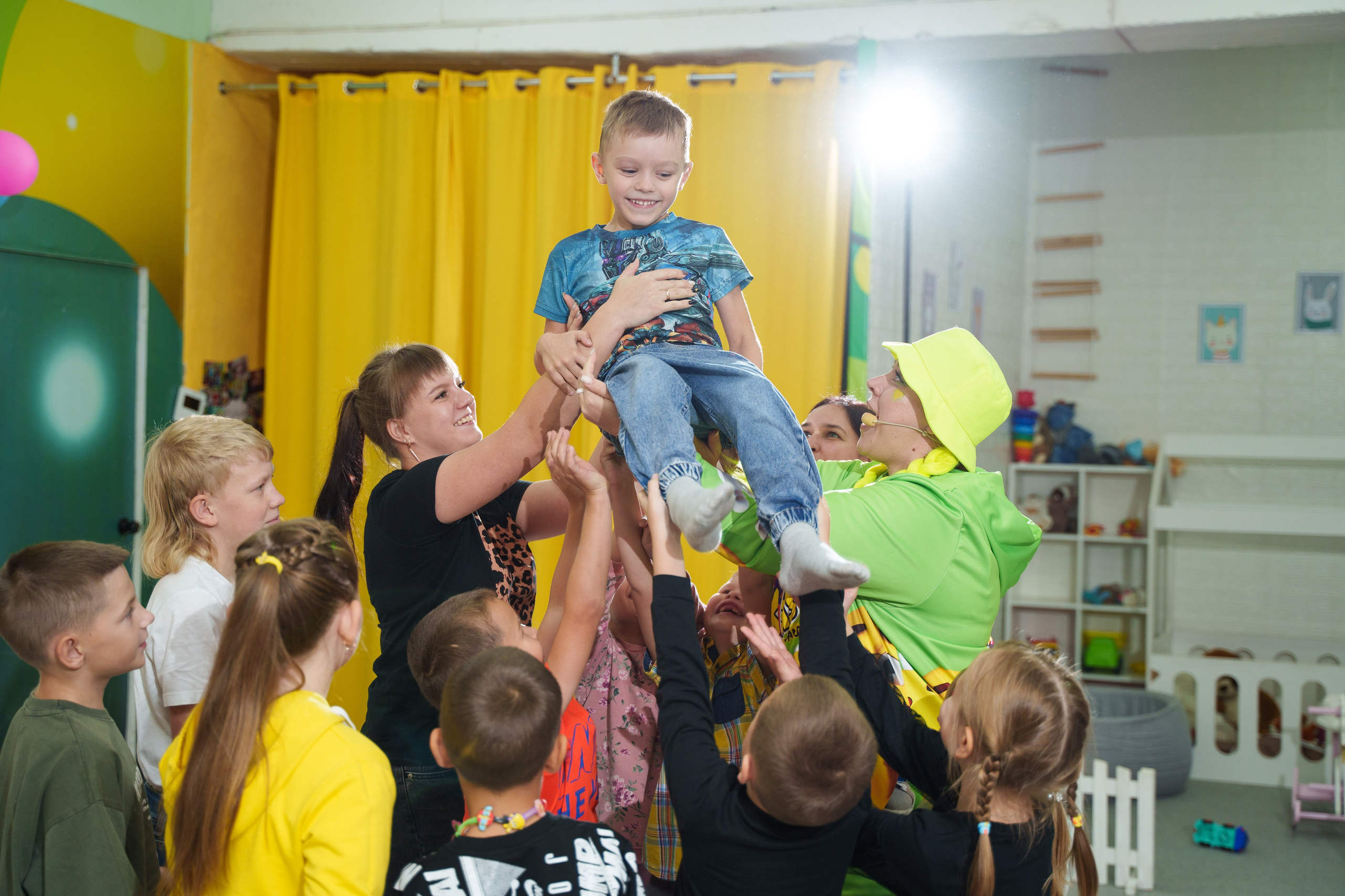 Фотограф на детские праздники. Свадебный и семейный фотограф в Новосибирске Данил Коротких