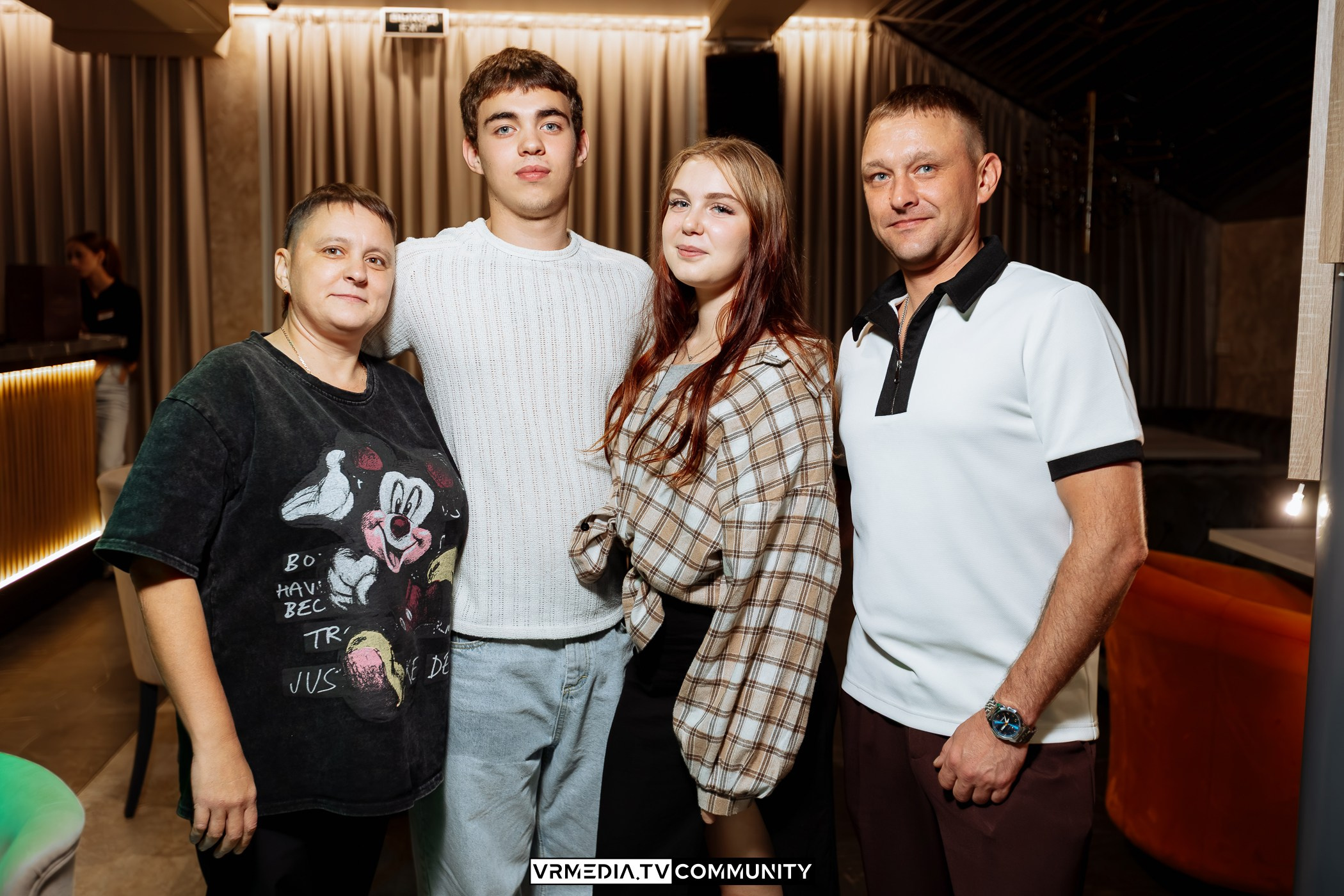 Выходные в караоке-баре «Империя»