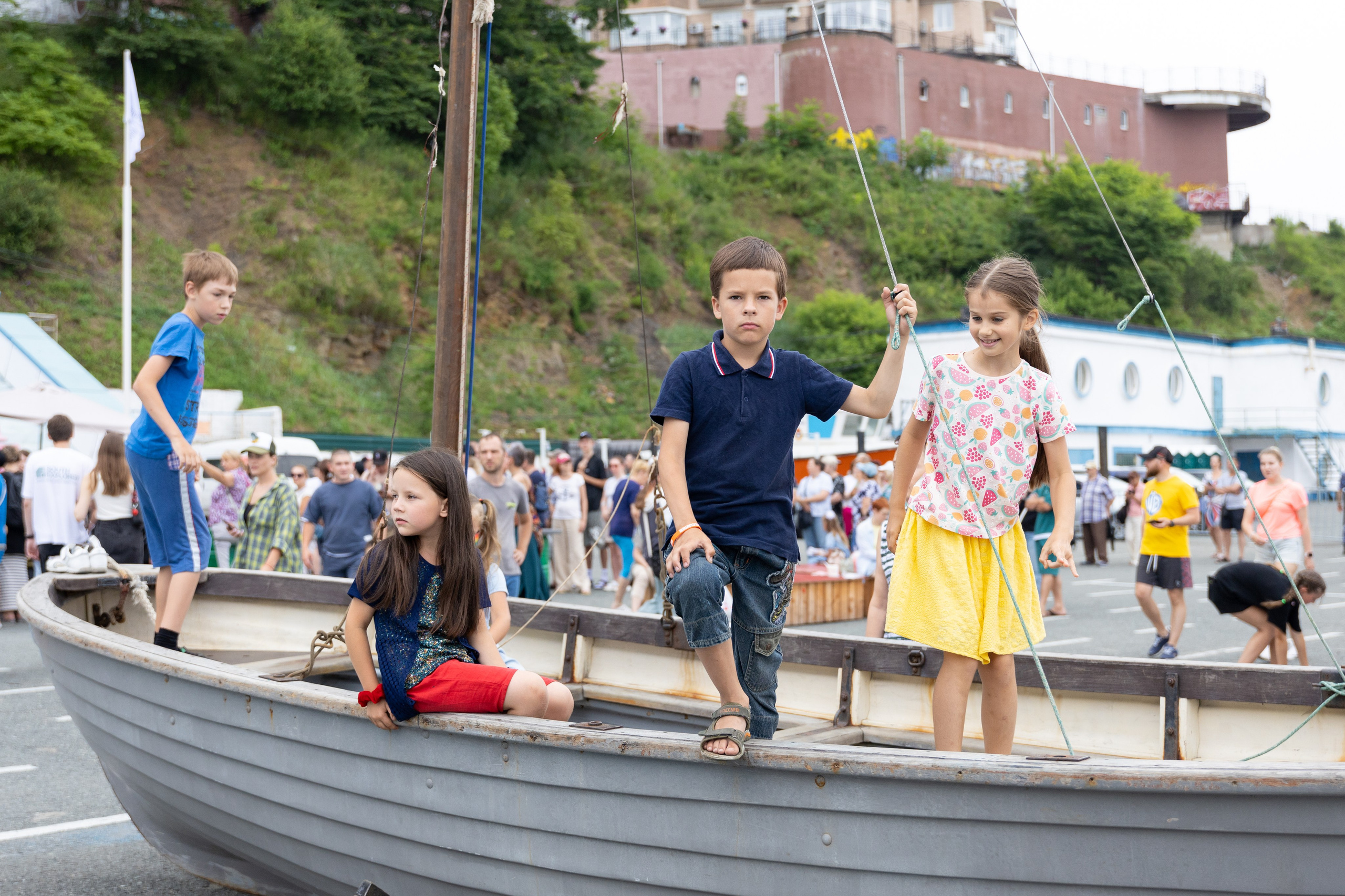День рыбака. Владивосток 2025. Олег Катакинов| Репортажный фотограф в городе у моря (Владивосток)