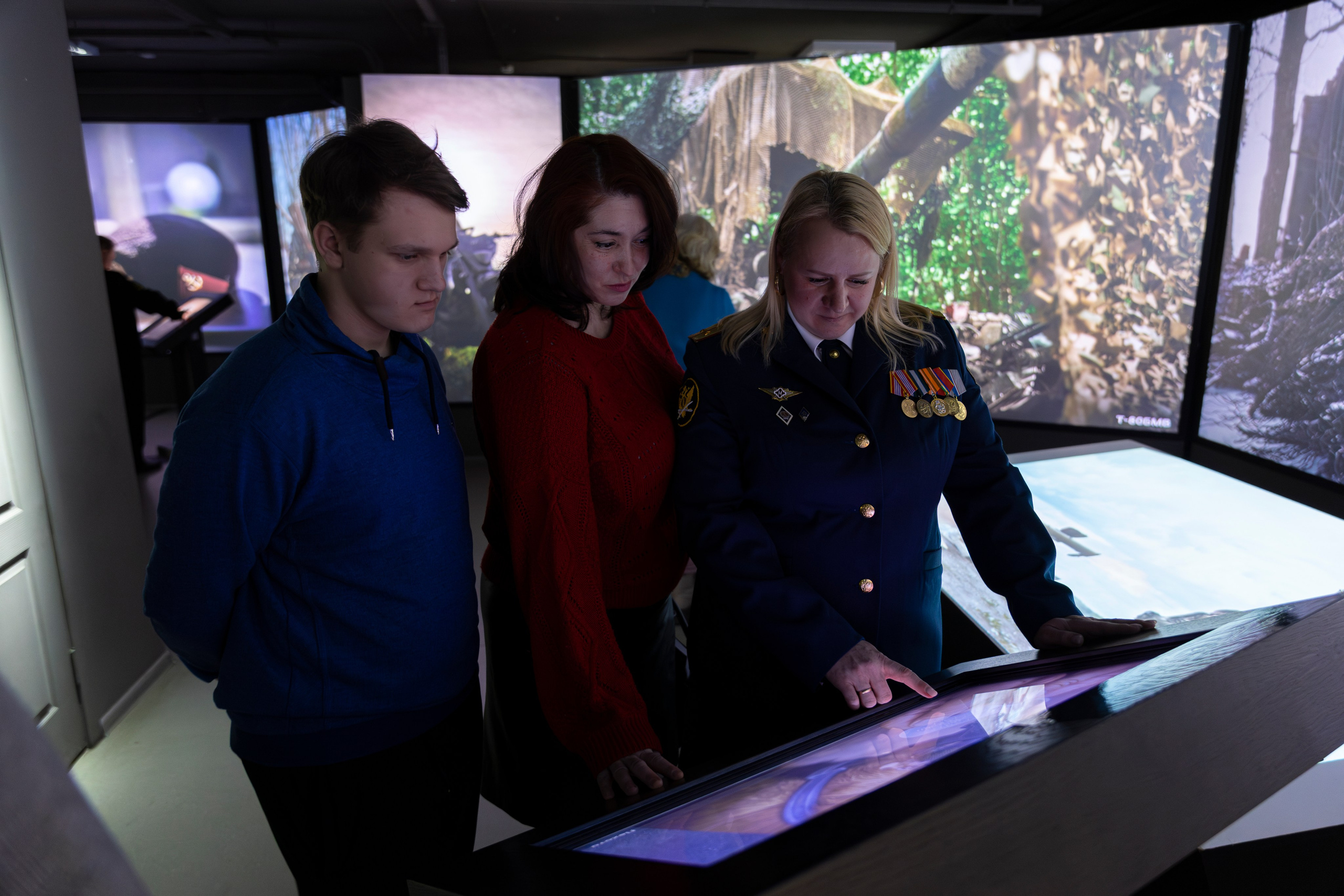 Выставка «Чёрные береты. Где мы, там — победа!». Олег Катакинов| Репортажный фотограф в городе у моря (Владивосток)