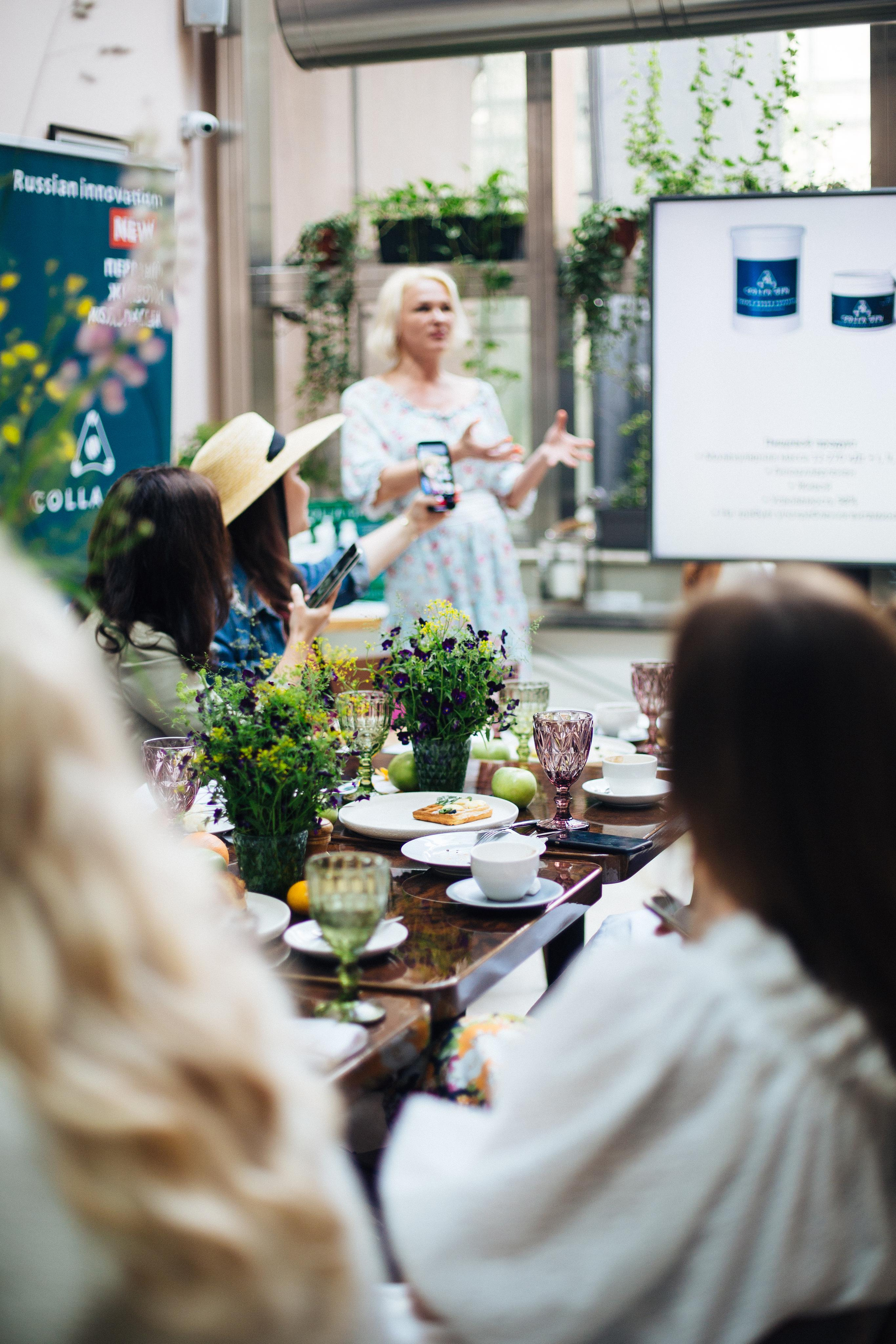 Репортажный отчет с презентации продукции компании Colla Gen. КонТайм: профессиональная съемка для организаций