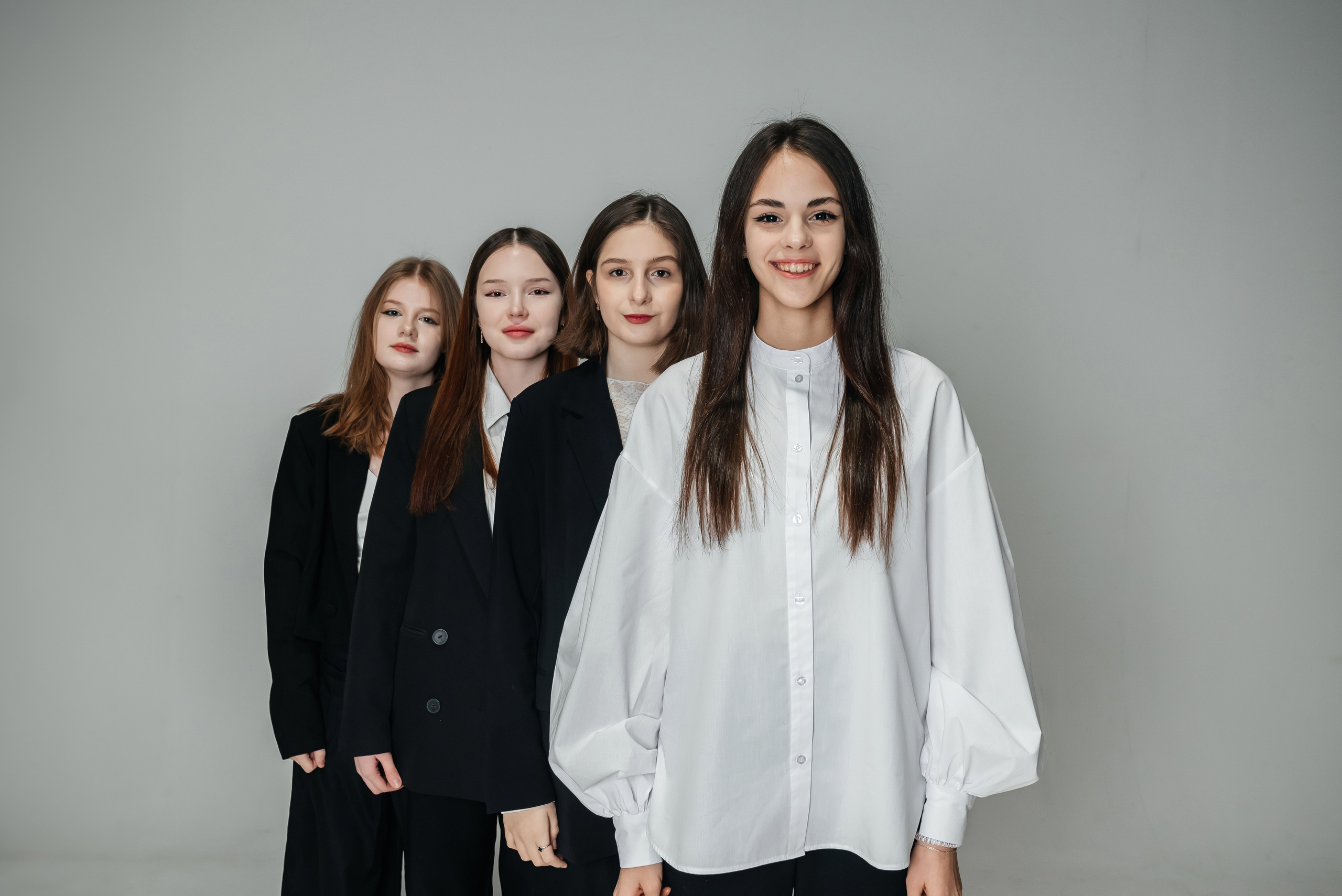 Старшая школа. Фото. Современные выпускные альбомы. Воткинск