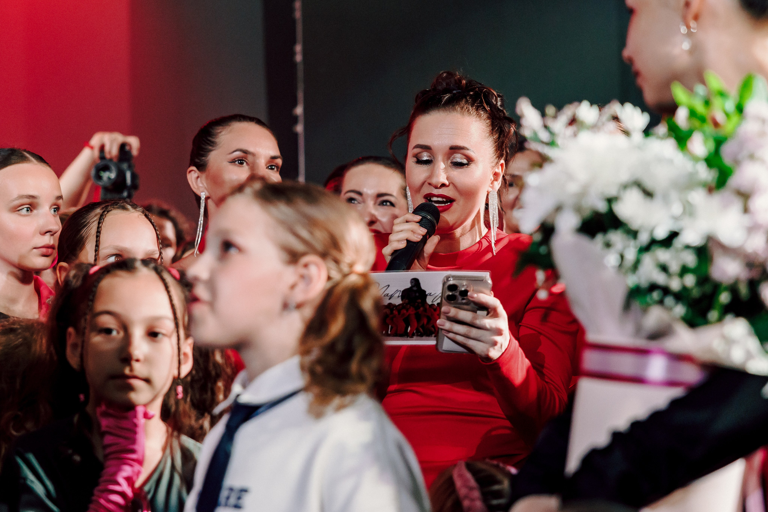 Отчётный концерт танцевальной школы «Red Rabbits» 2025. Лёшка Варзегов — фотограф