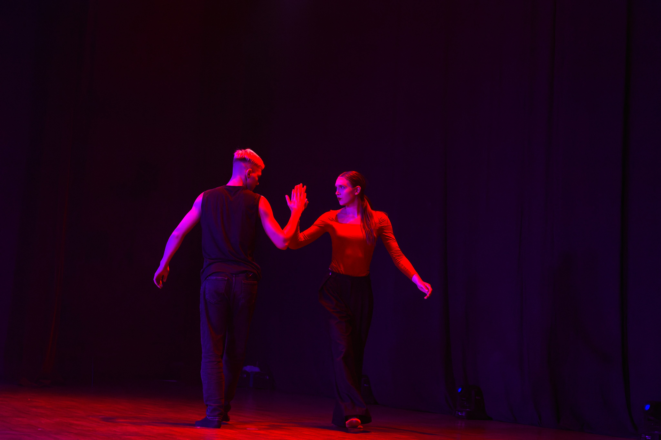 СмолГУ — Зеленое Яблоко — 2023. Танец. KiPPER Gallery — Фотограф