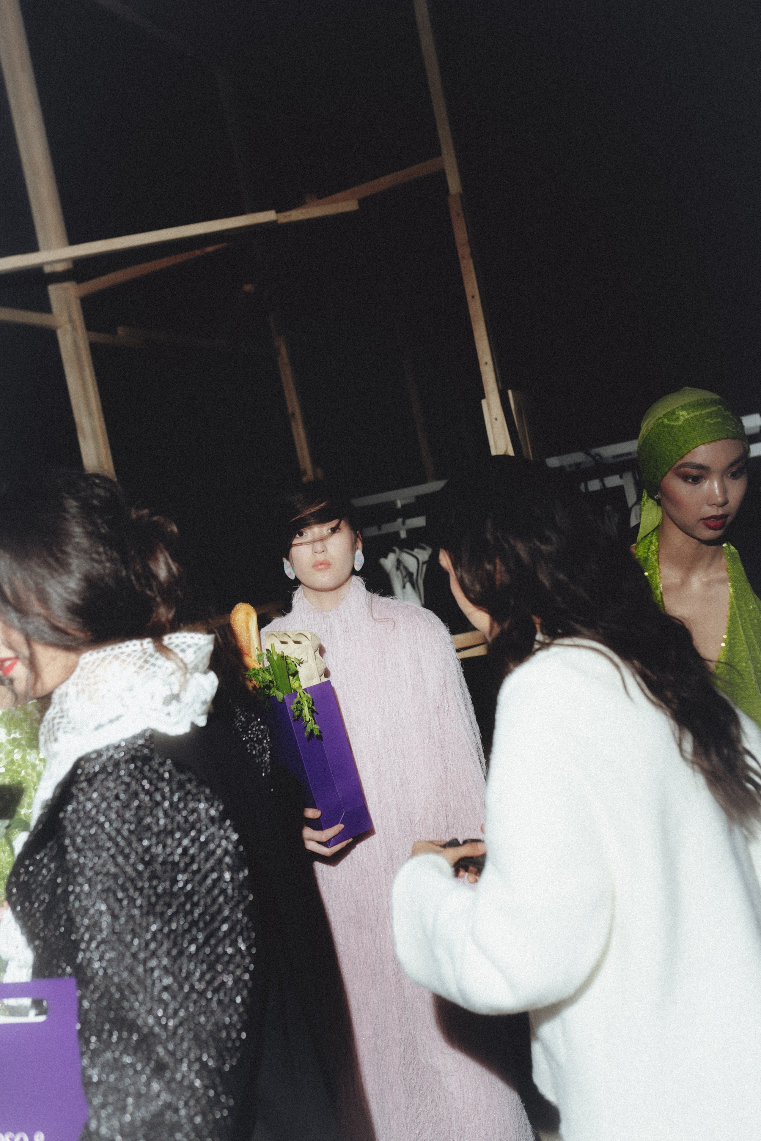 EFW_1_BACKSTAGE_ZONE