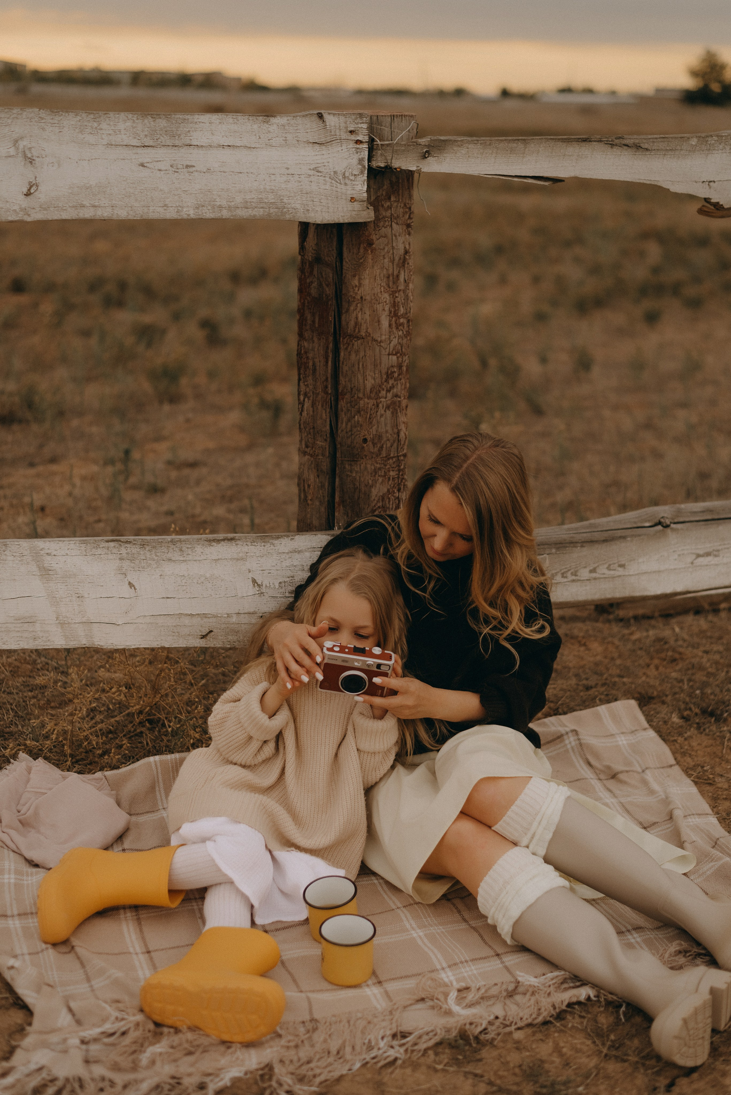 Света и Даша