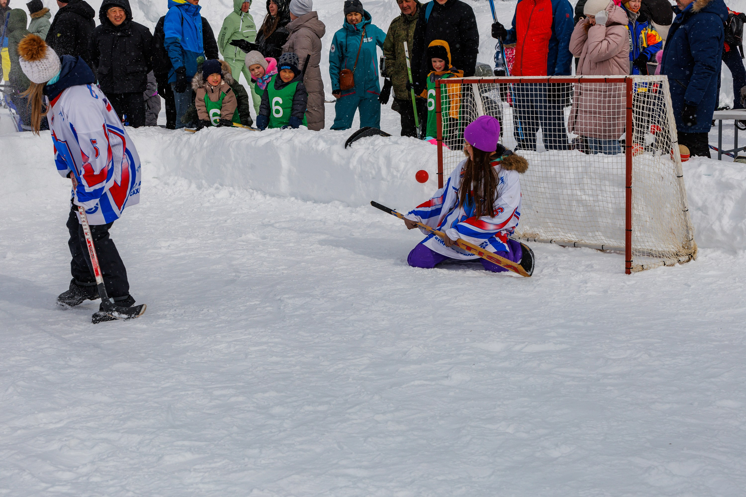 XIII чемпионат  по «ХОККЕЮ В ВАЛЕНКАХ». Свадебный, семейный и репортажный фотограф в Южно-Сахалинске Артур Петросян