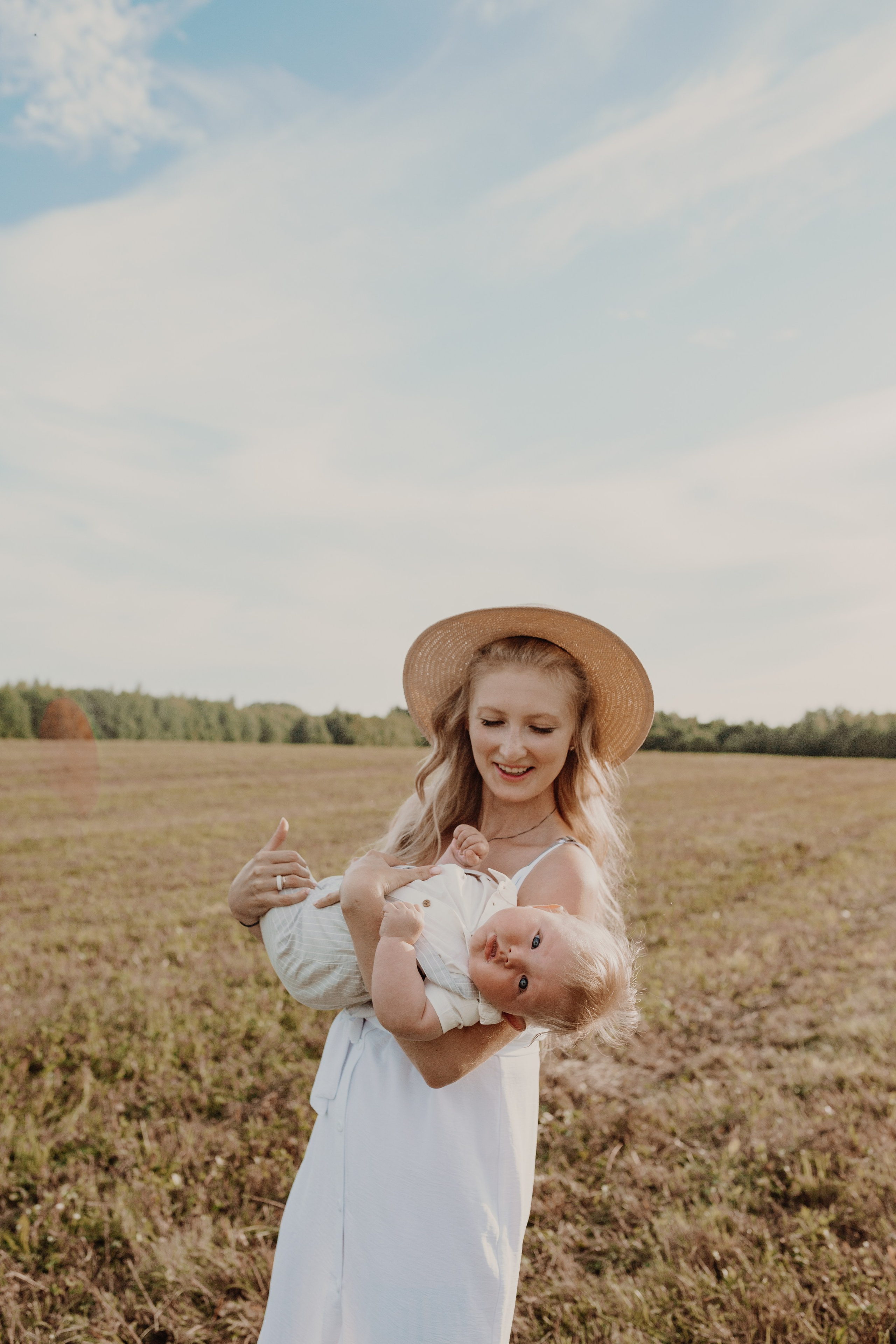 Арина, Максим, Иван. Контент–фотограф | Леся Лесная