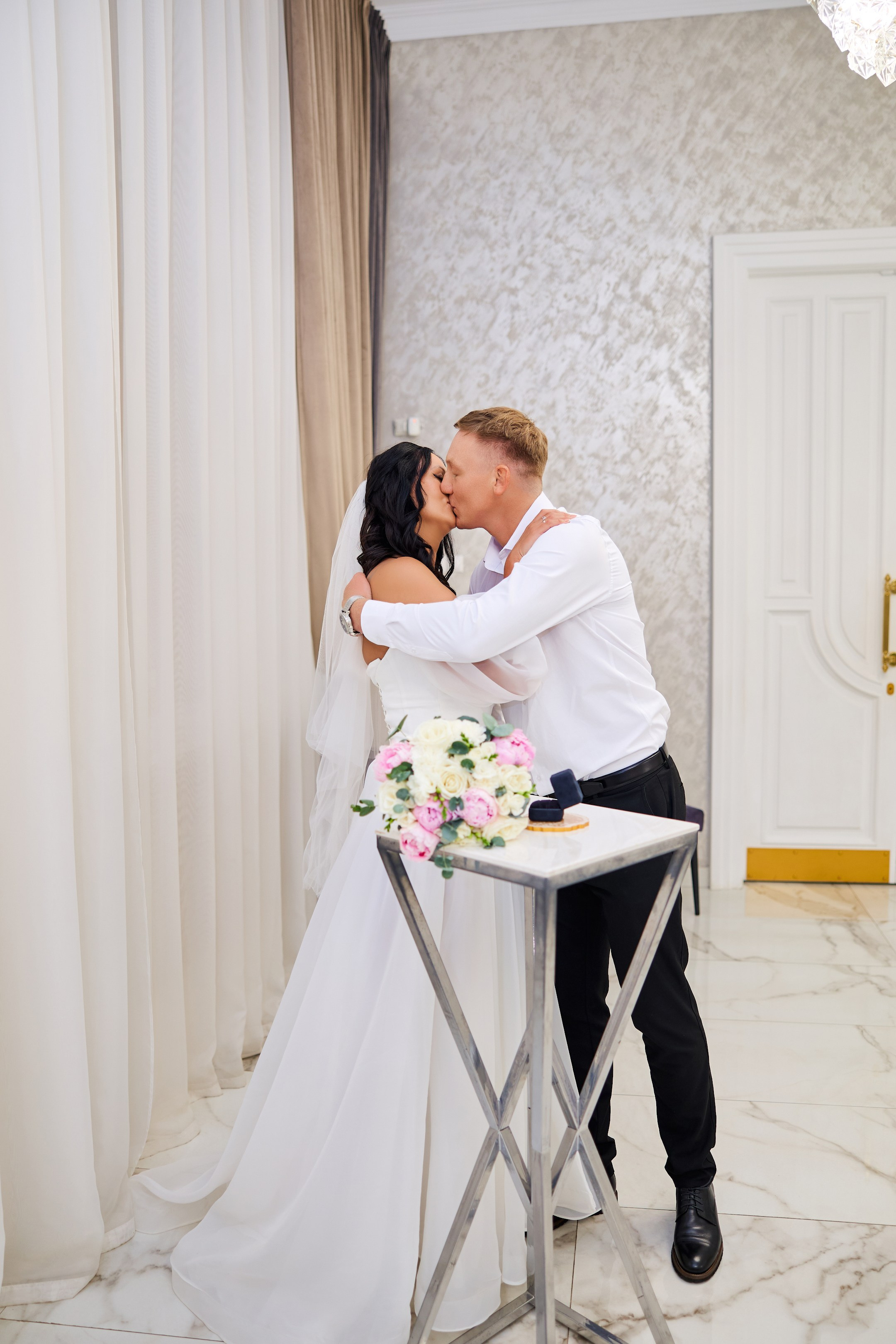 Свадебная фотосессия в Москва-Сити. Свадебный фотограф Сергей Колбинский