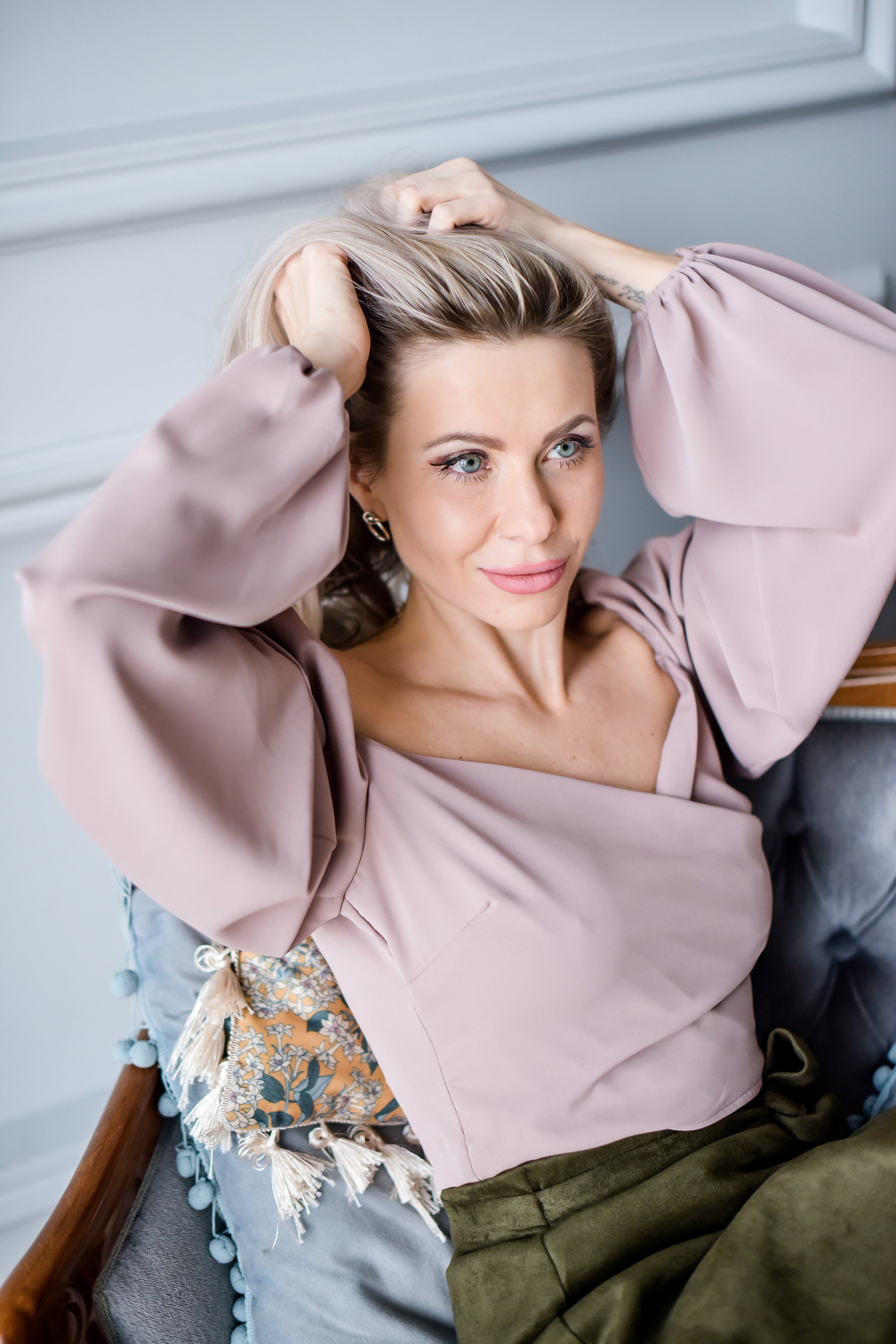 MARINA. Фотограф для бизнесконтента, репортажей и семейного альбома в Москве