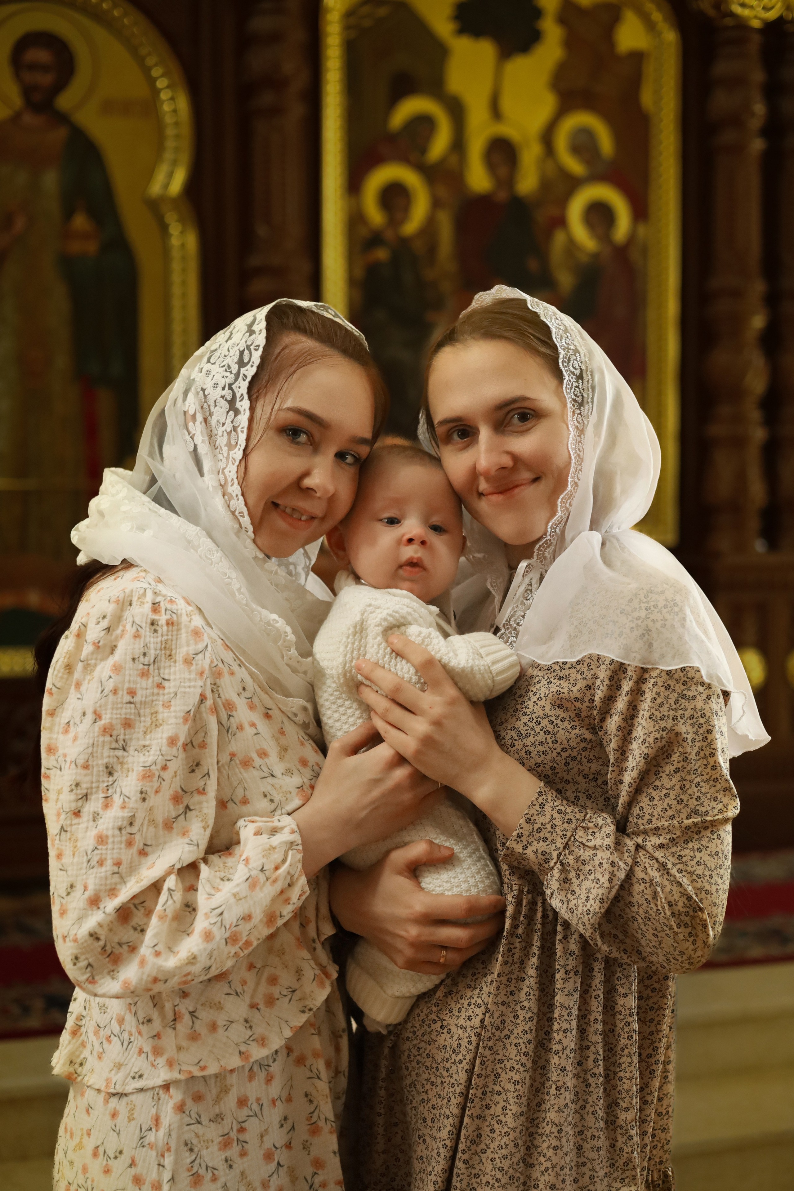 Таинство крещения. Фотограф новорожденных Саратов
