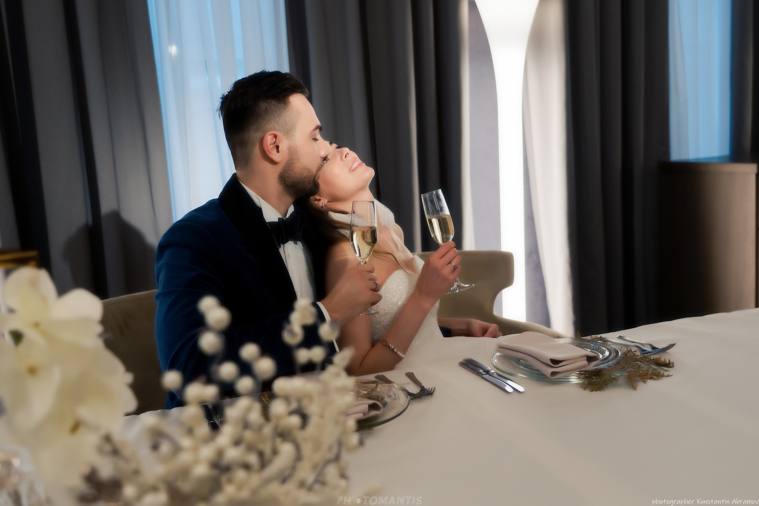 Утро жениха и невесты. Photomantis