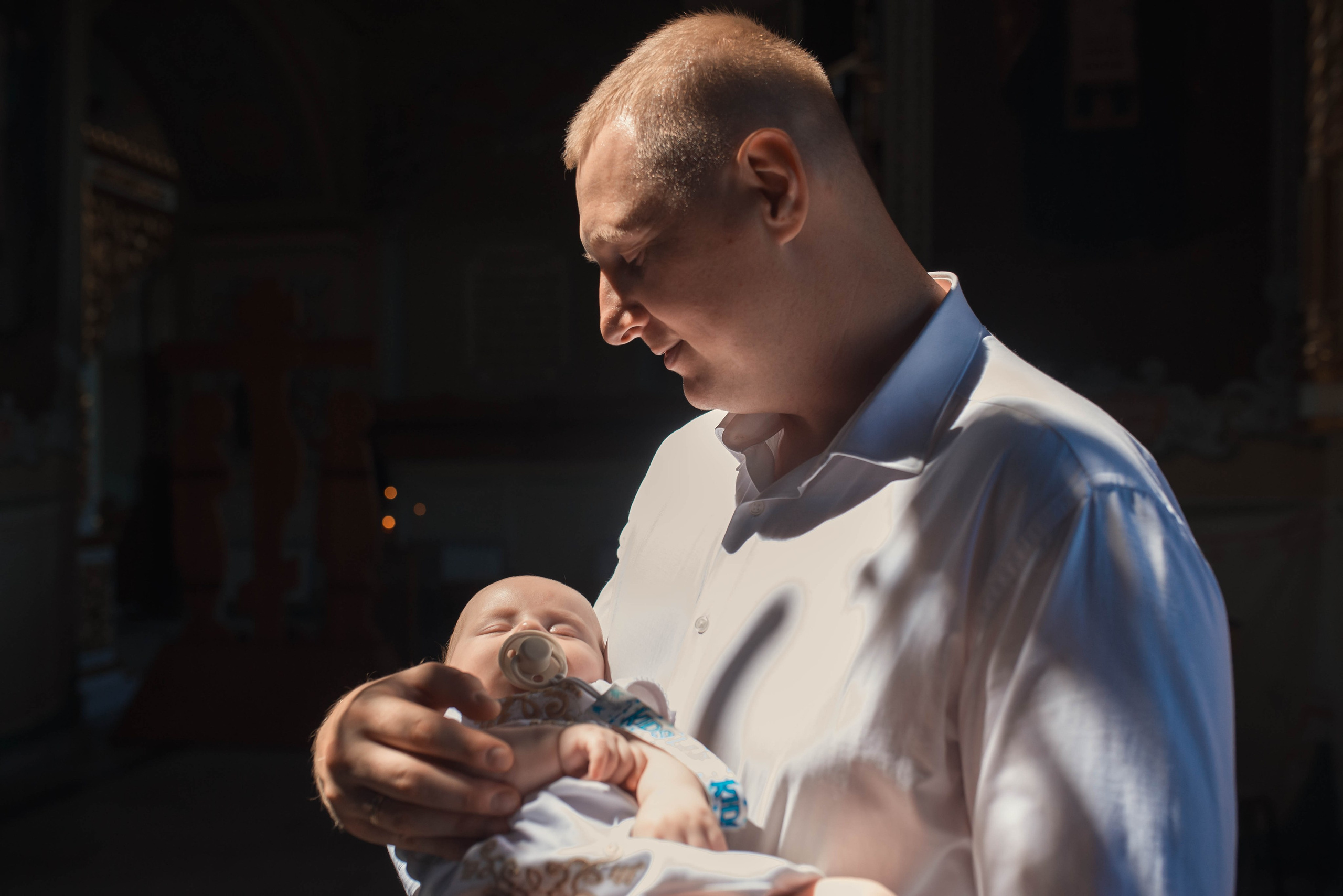 Крещение Андрея в Покровском соборе. Фотограф на крещение в Саратове Марина Грушина