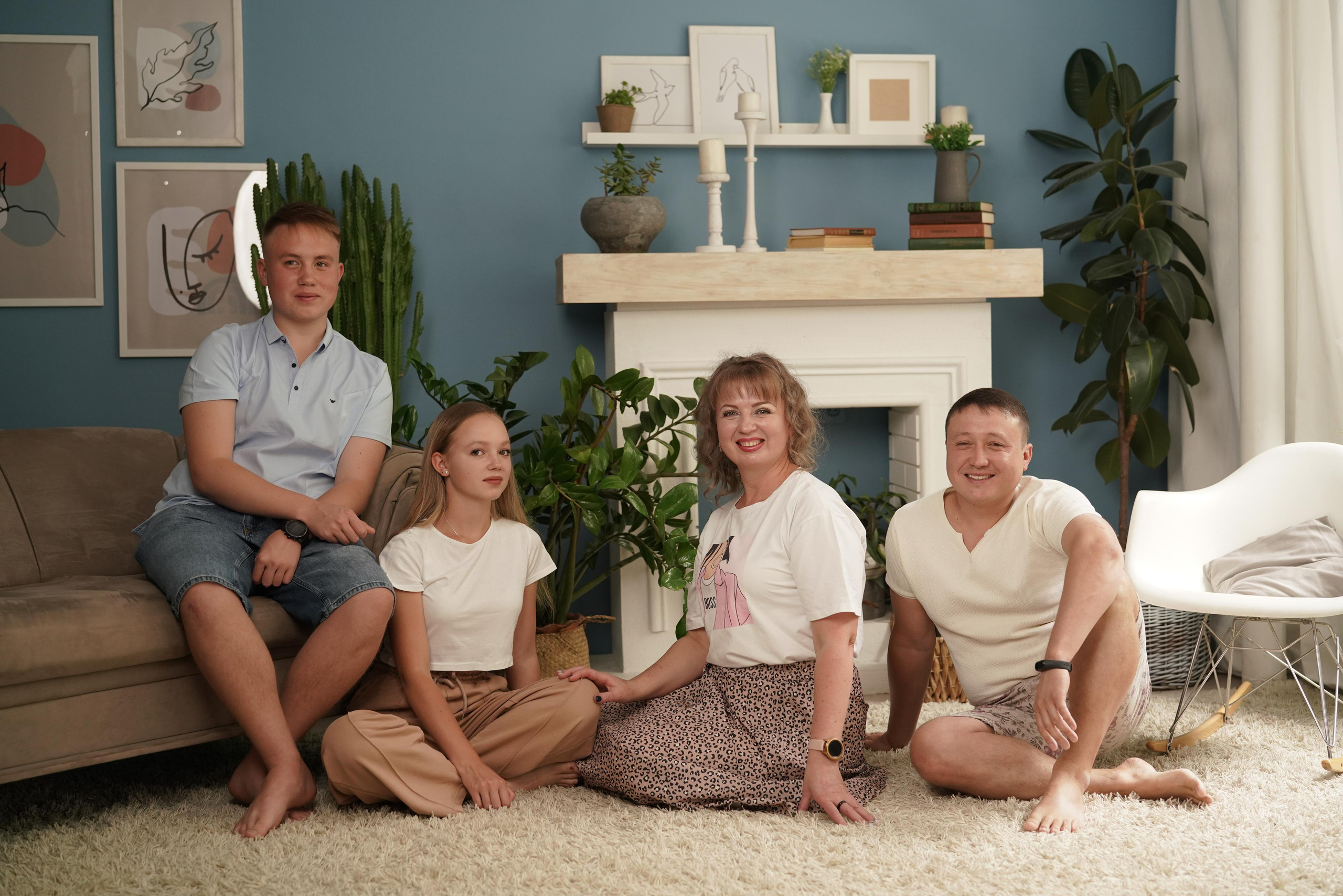 Семья Александра и Юлии. Фотограф Алматы, курс по Фотографии в Алматы. Дмитриева Наталья