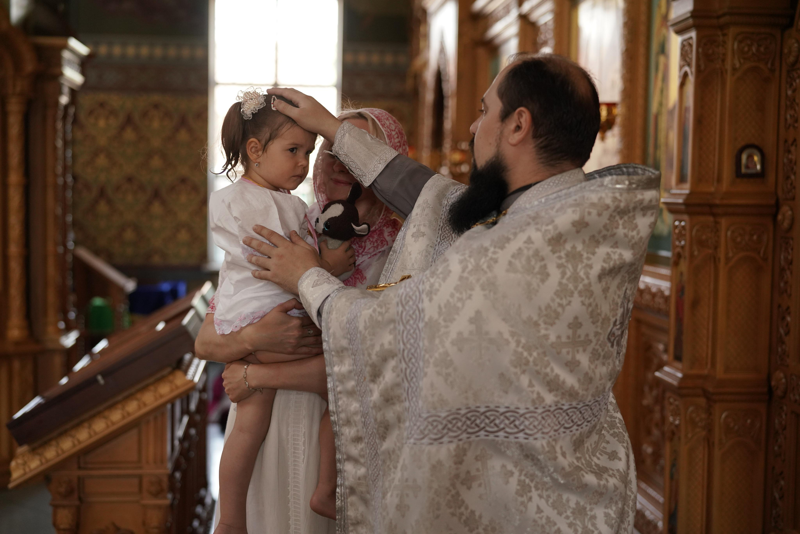 Крещении Майи (Мария). Фотограф Алматы, курс по Фотографии в Алматы. Дмитриева Наталья