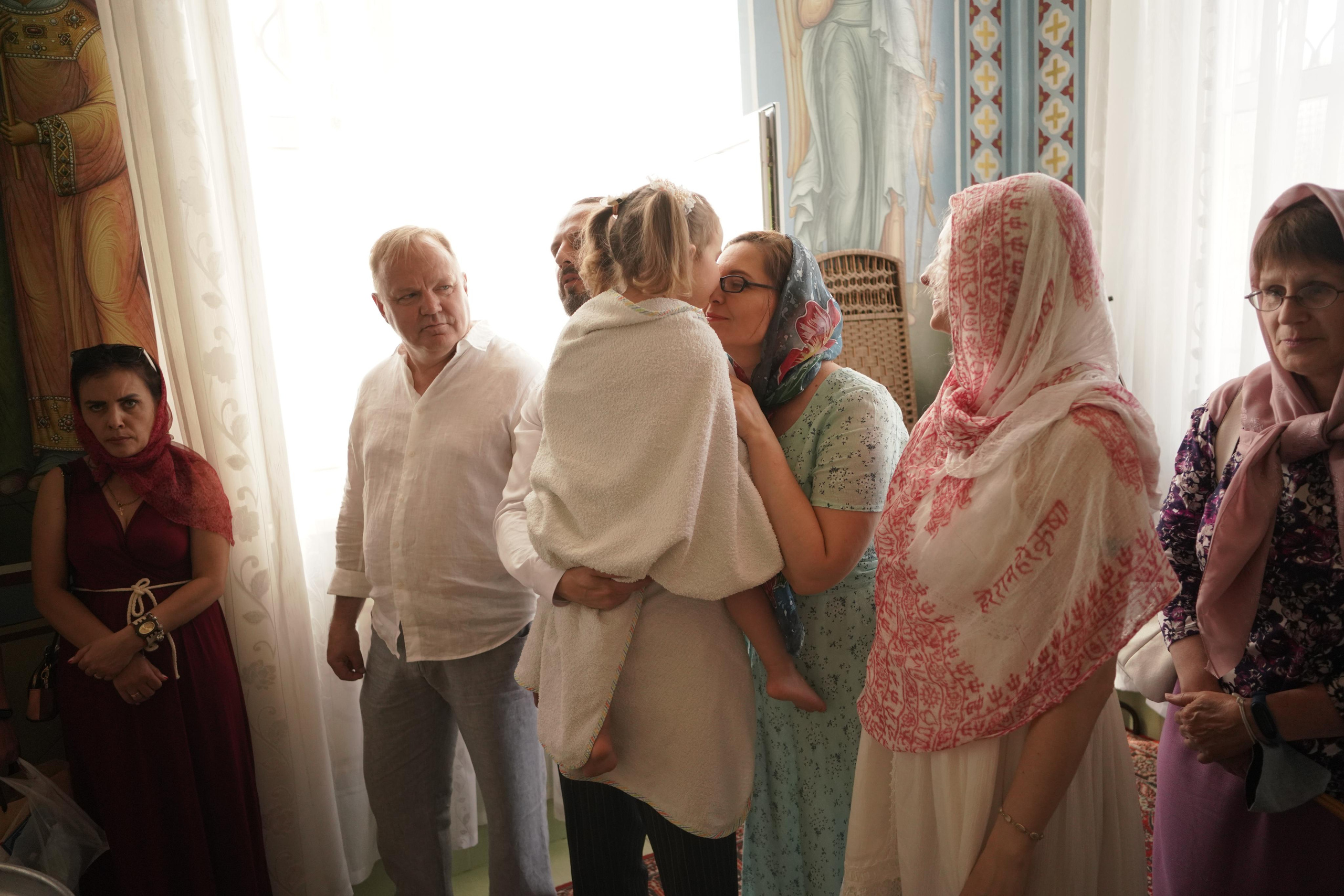 Крещении Майи (Мария). Фотограф Алматы, курс по Фотографии в Алматы. Дмитриева Наталья