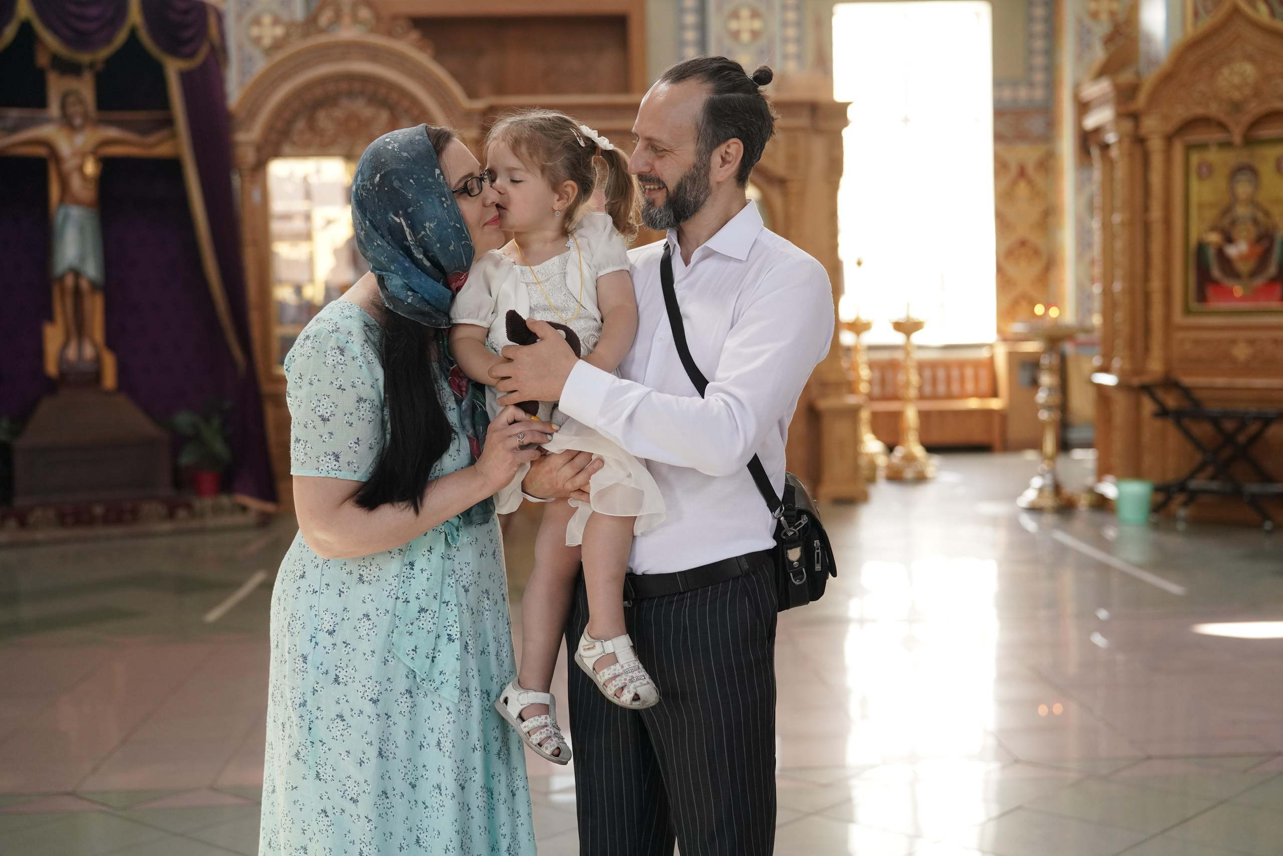 Крещении Майи (Мария). Фотограф Алматы, курс по Фотографии в Алматы. Дмитриева Наталья