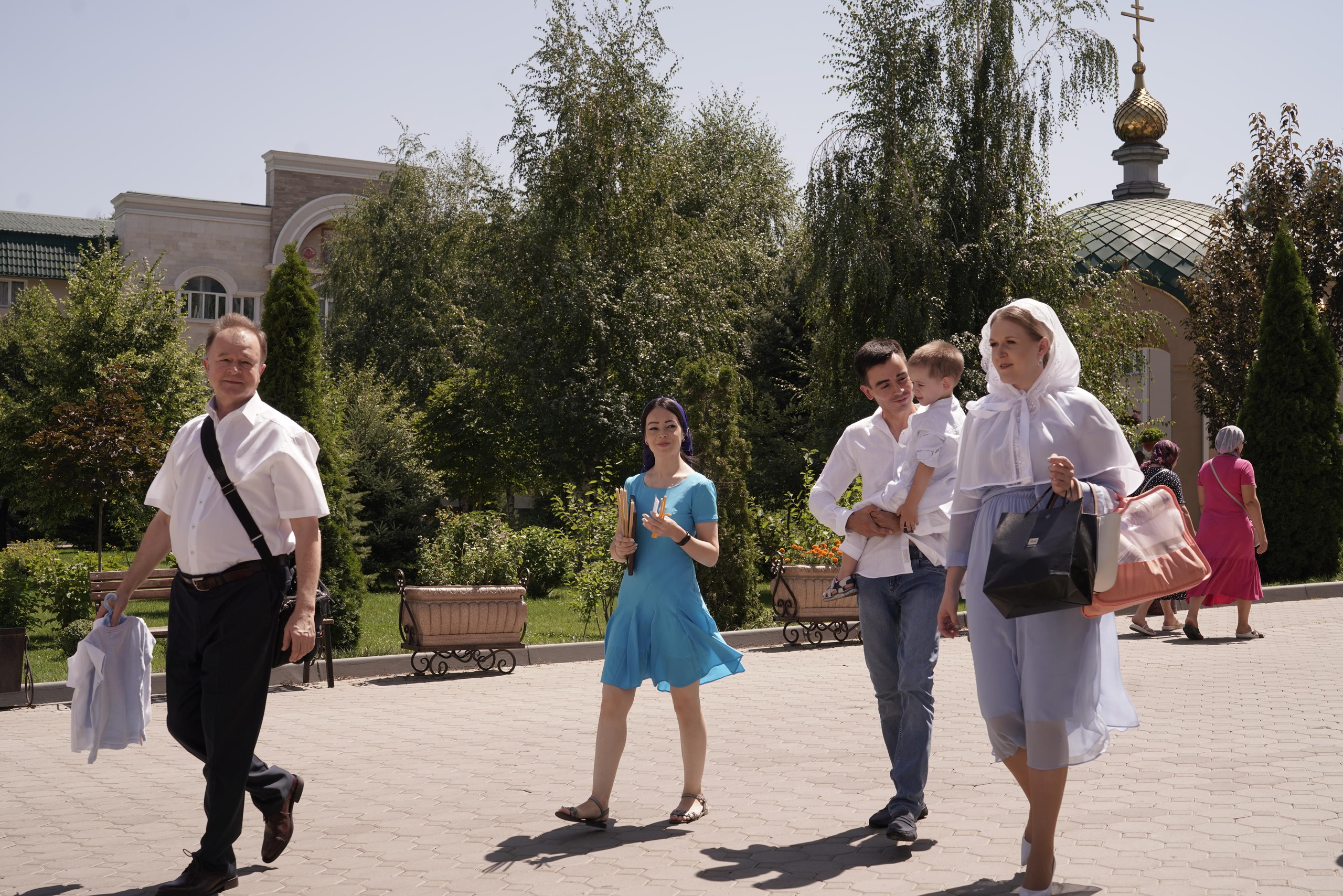 Крещение Камиля (Михаил). Фотограф Алматы, курс по Фотографии в Алматы. Дмитриева Наталья