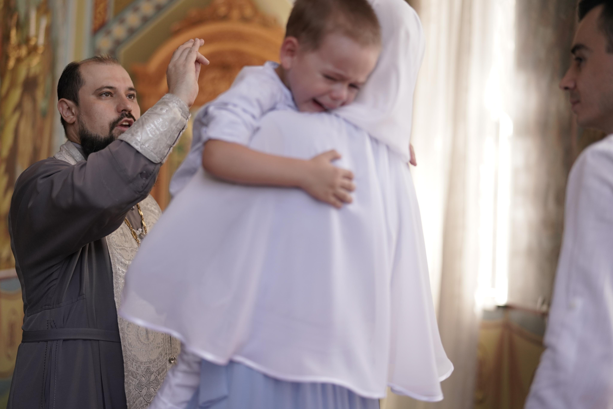 Крещение Камиля (Михаил). Фотограф Алматы, курс по Фотографии в Алматы. Дмитриева Наталья