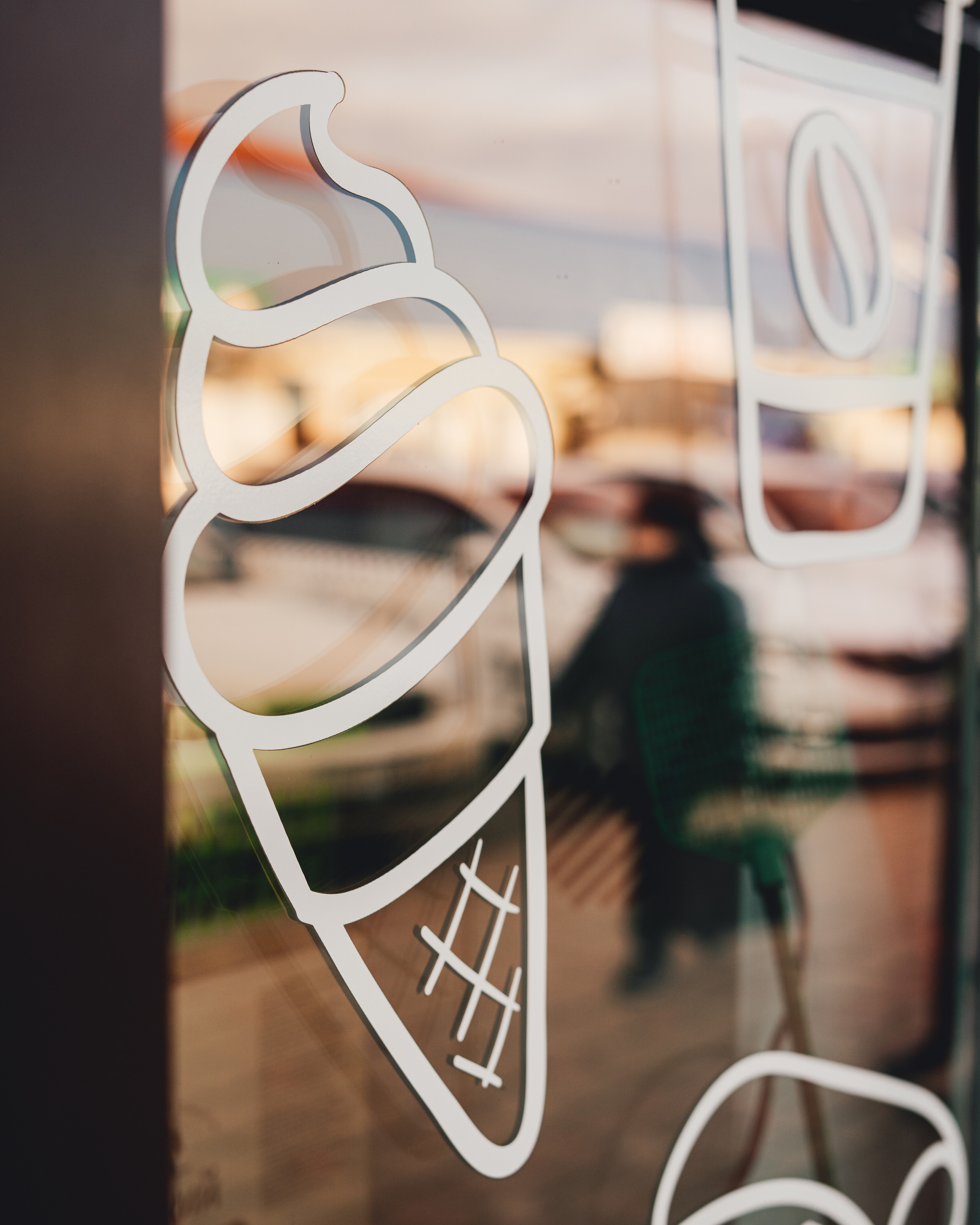 Стрит-фотография, улицы Краснодара и пригорода. Фотограф и видеограф в Новотитаровской и Краснодаре — Олег Ананко