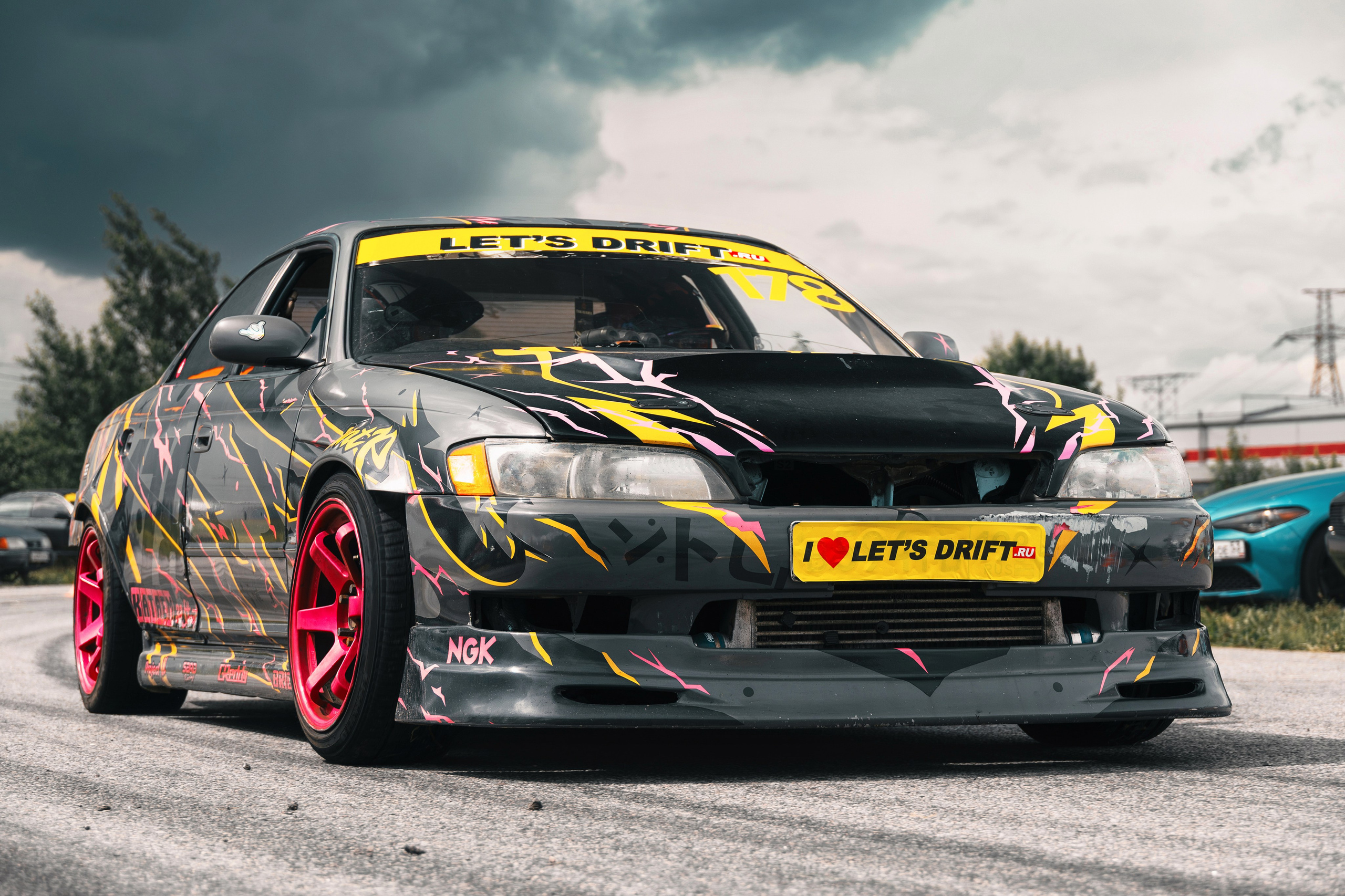 Фоторепортаж с «Больших Гонок» — дрифт, драг, звук