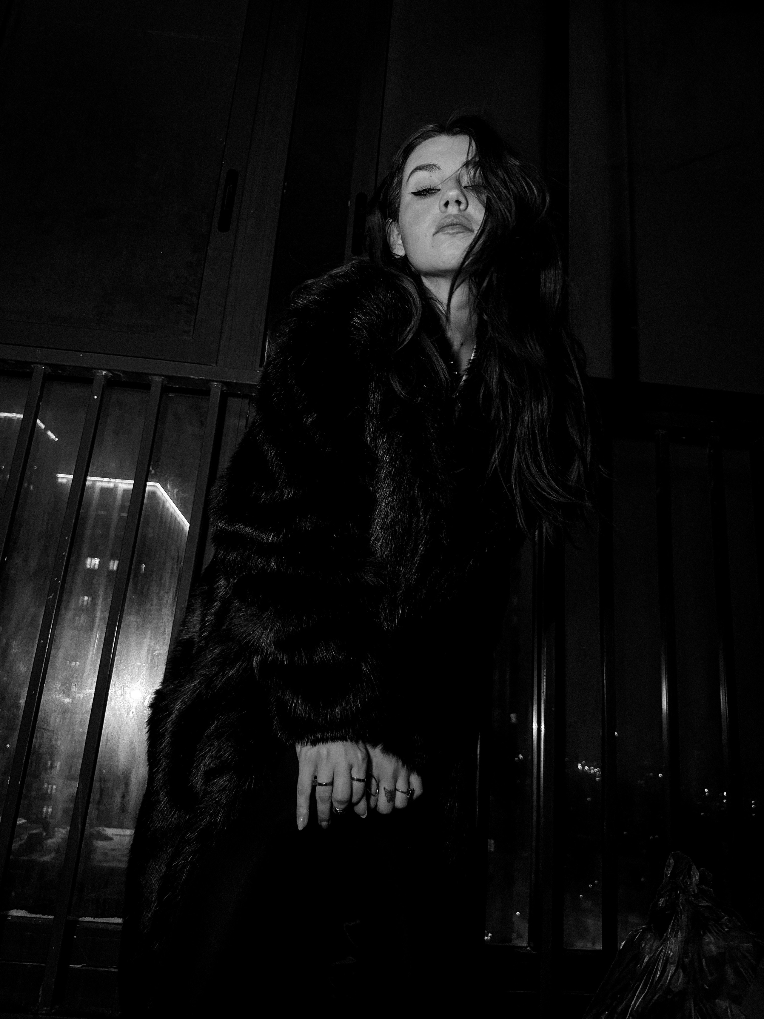 Home alone. Xstazia — музыкальные обложки, арт-дирекшн, режиссура и креативное продюссирование