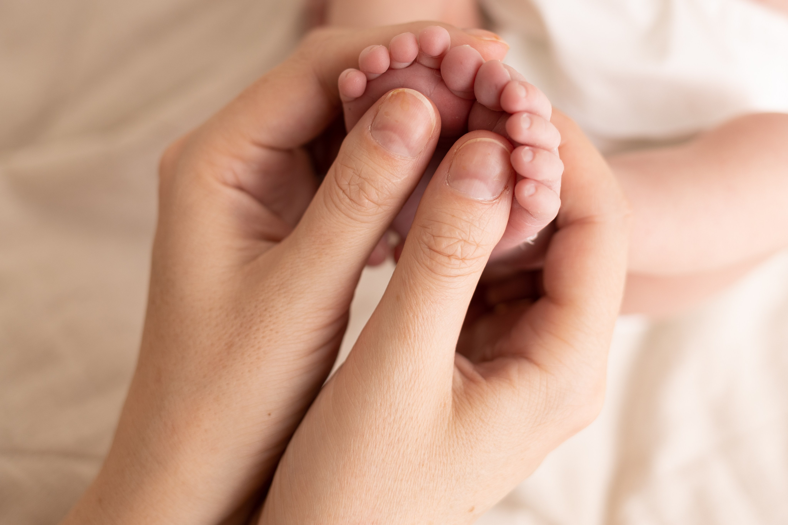 Newborn съемка в стиле Лайф. Фотограф новорожденных малышей в Омске и Омской области Эльвира Камаева