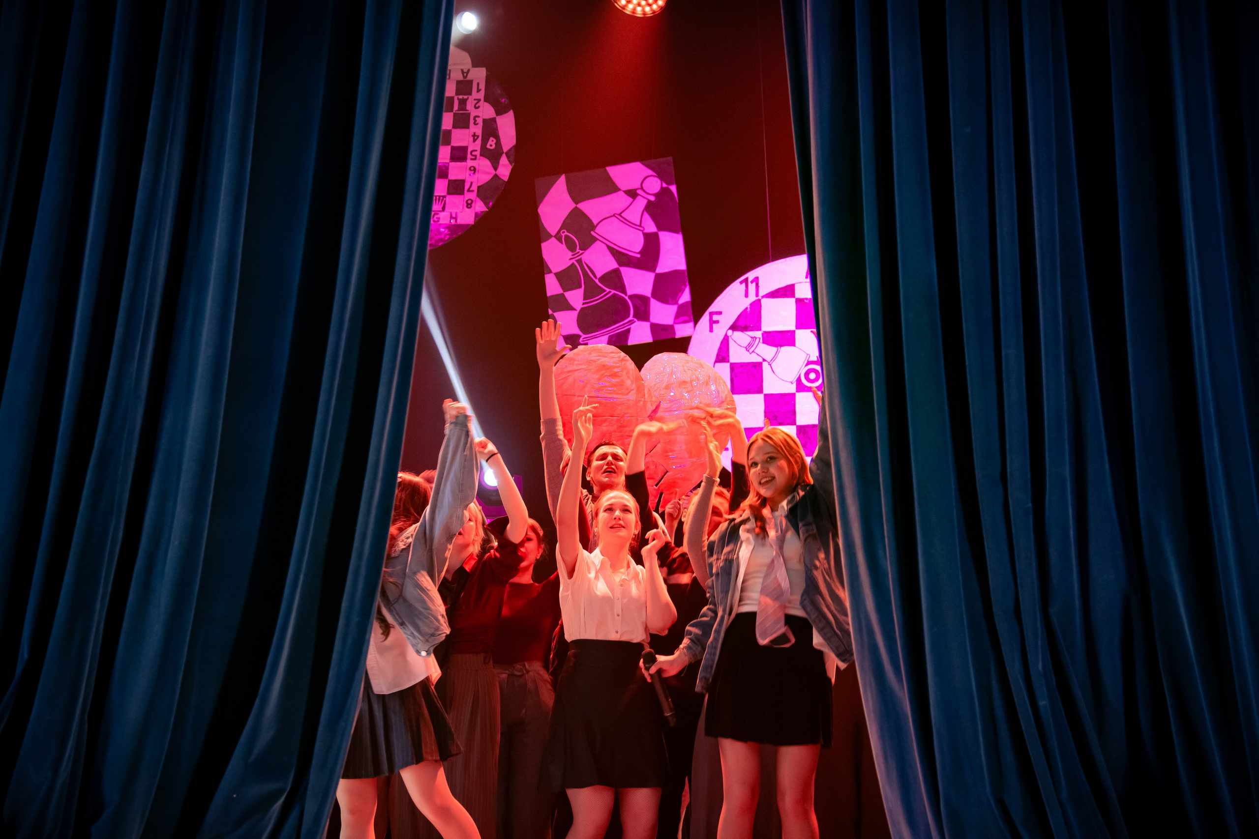 Студвесна ИФ и ИВМИиТ. Репортажный и портретный фотограф Казань / Горячих Полина