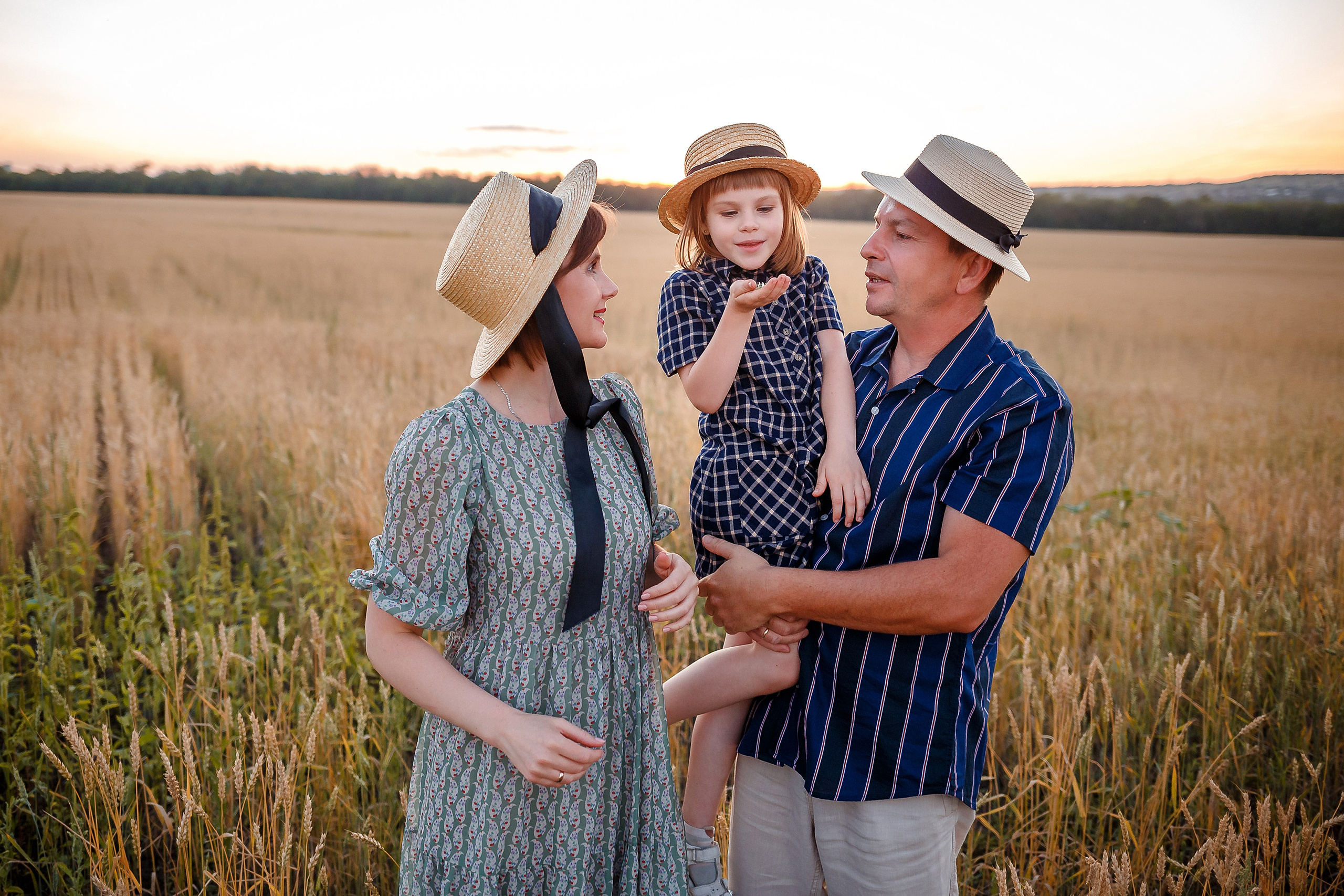Однажды в поле. Семейный фотограф в Саратове Юлия Охотникова