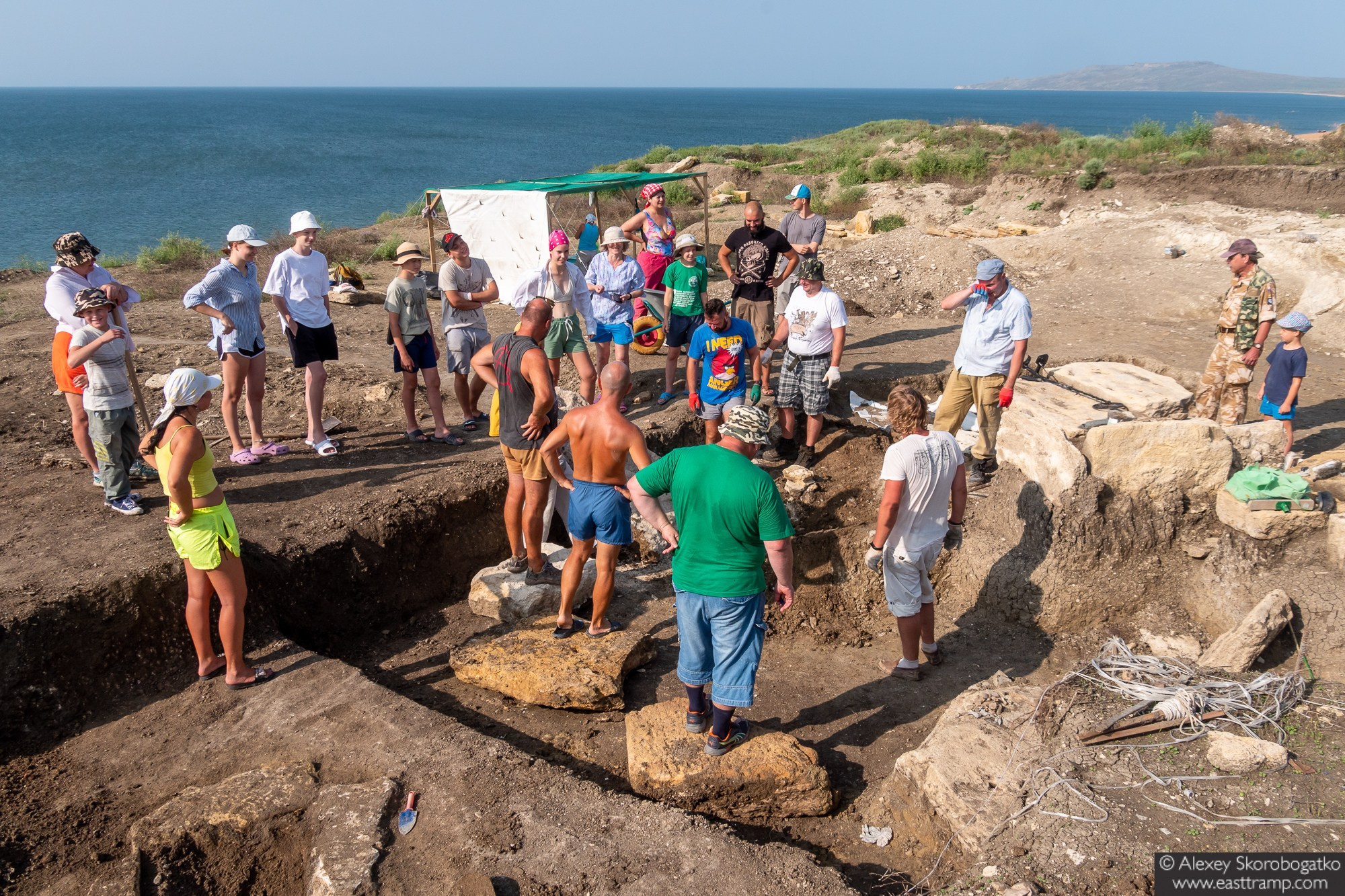 Археологические раскопки некрополя Кыз-Аул в Крыму. Фотограф Алексей Скоробогатько