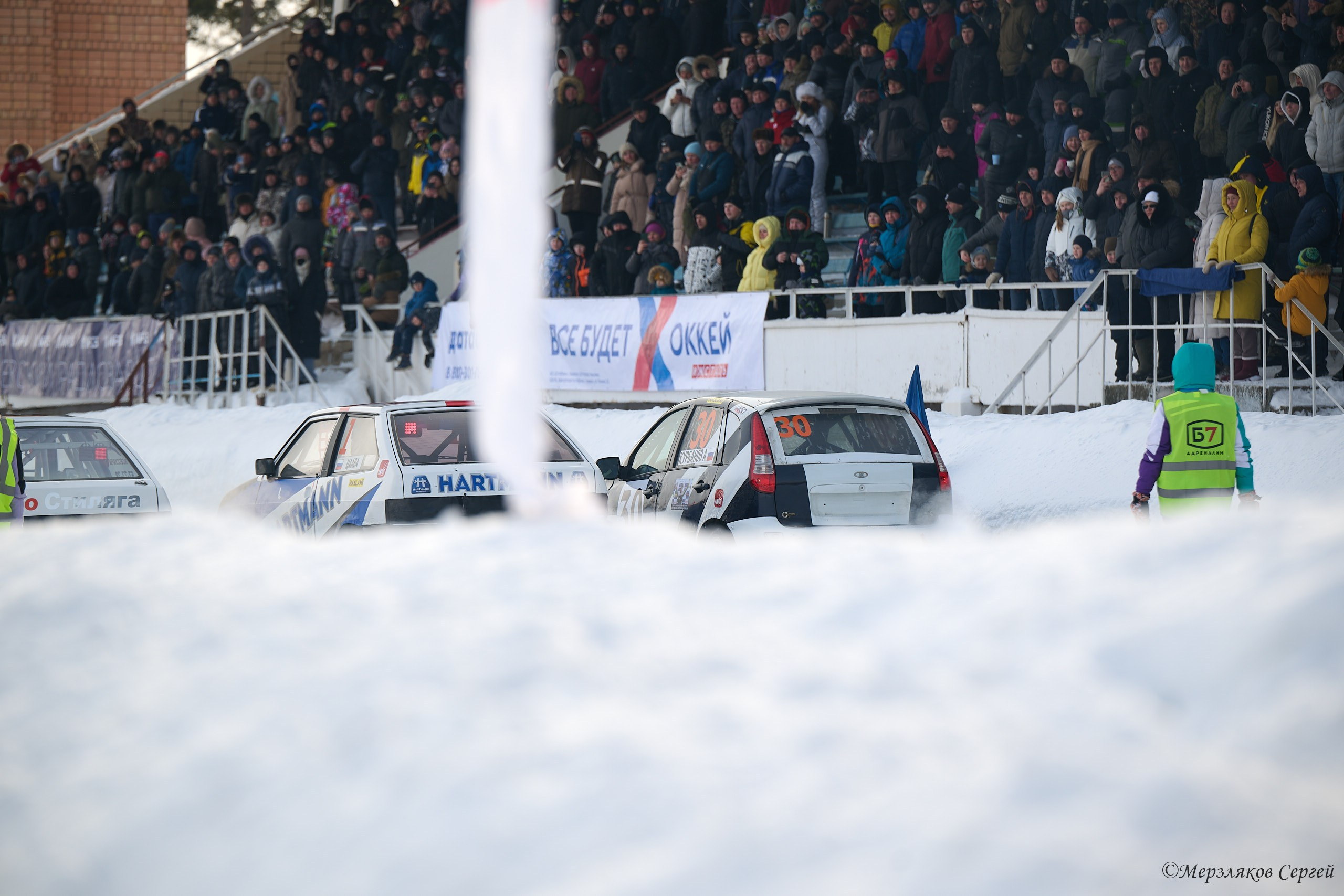 Трековые гонки Ижевск. Спортивный репортажный фотограф в Ижевске Сергей Мерзляков