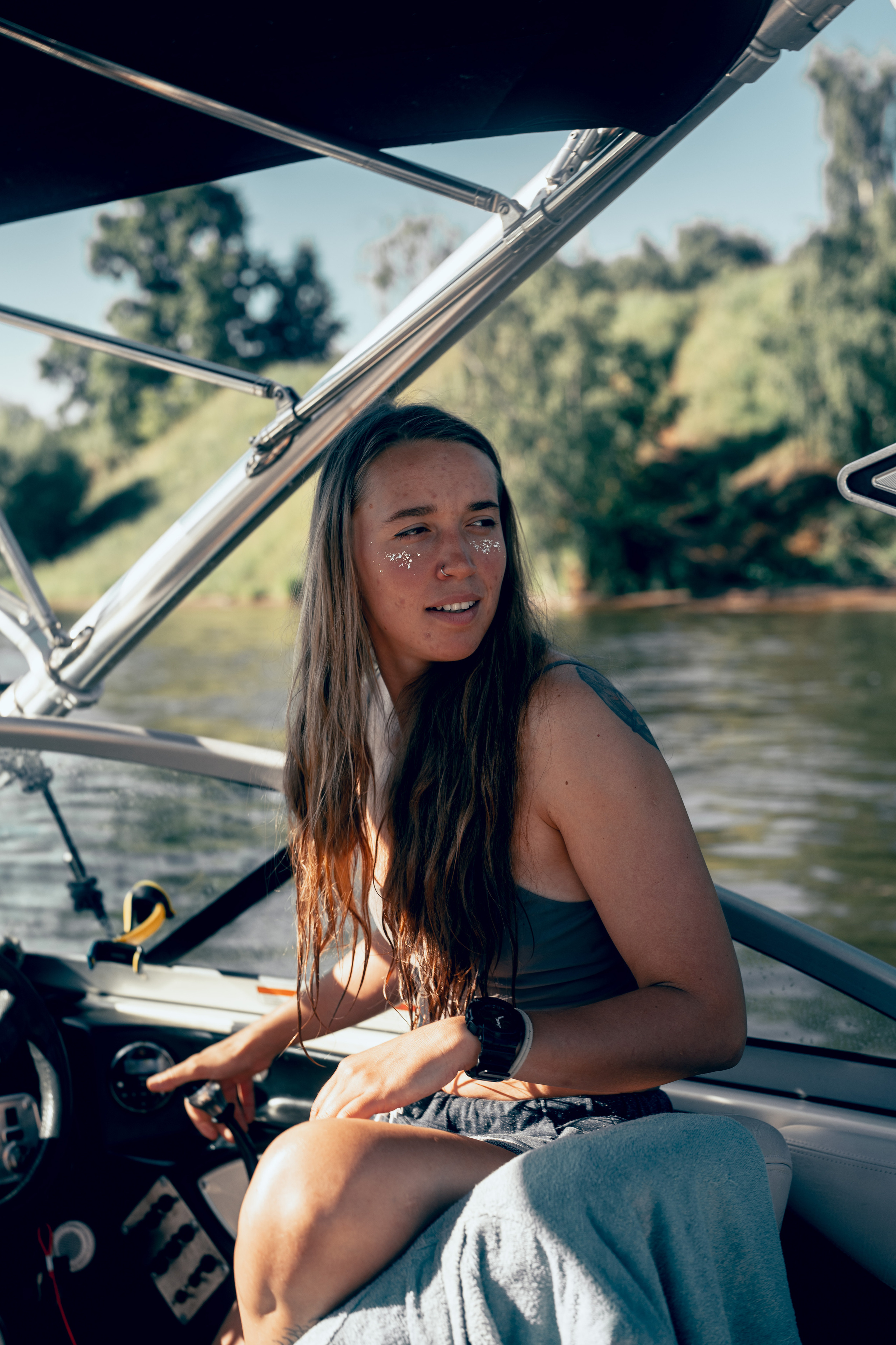 Action. Если ты на Земле — звони