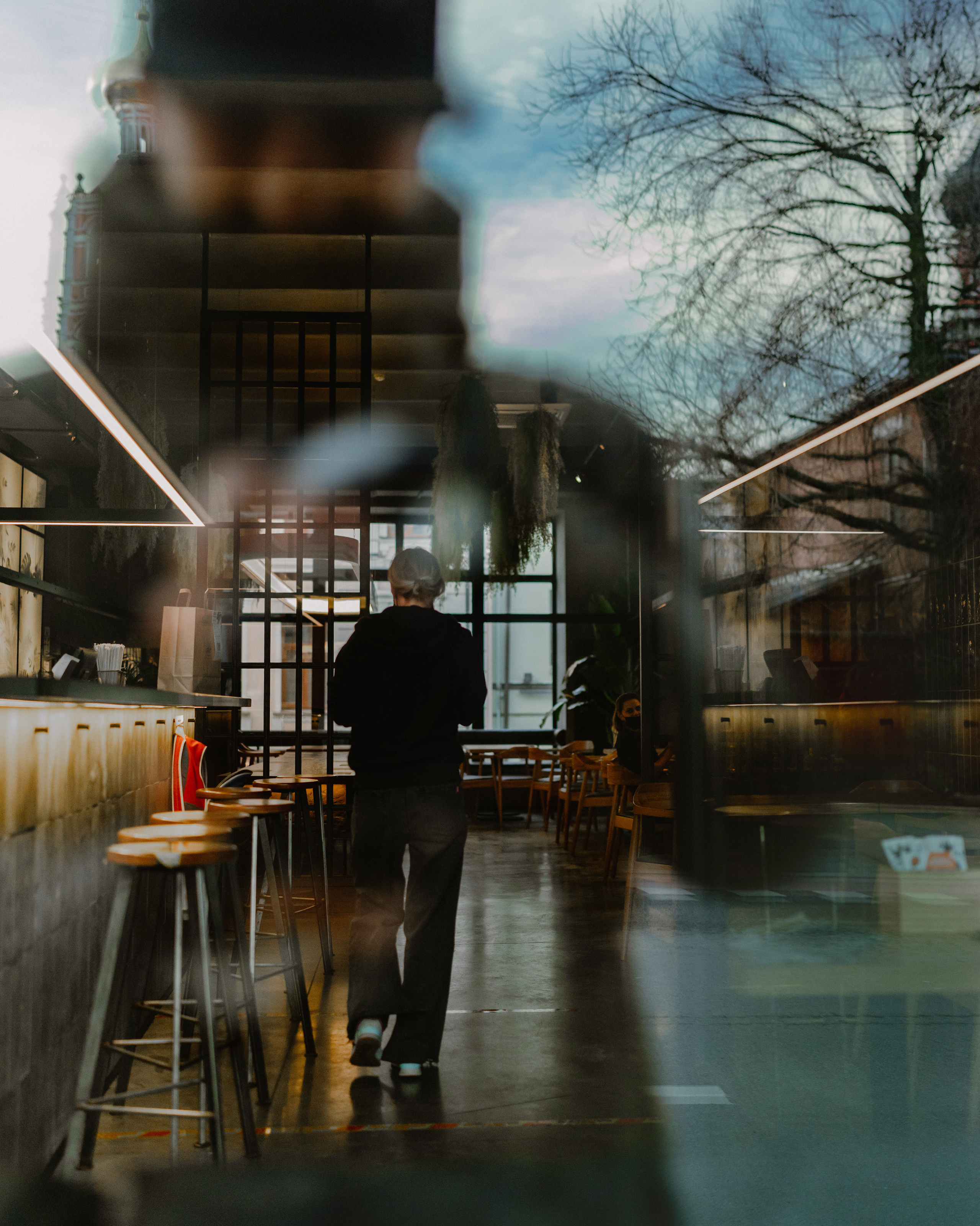 Street. Если ты на Земле — звони