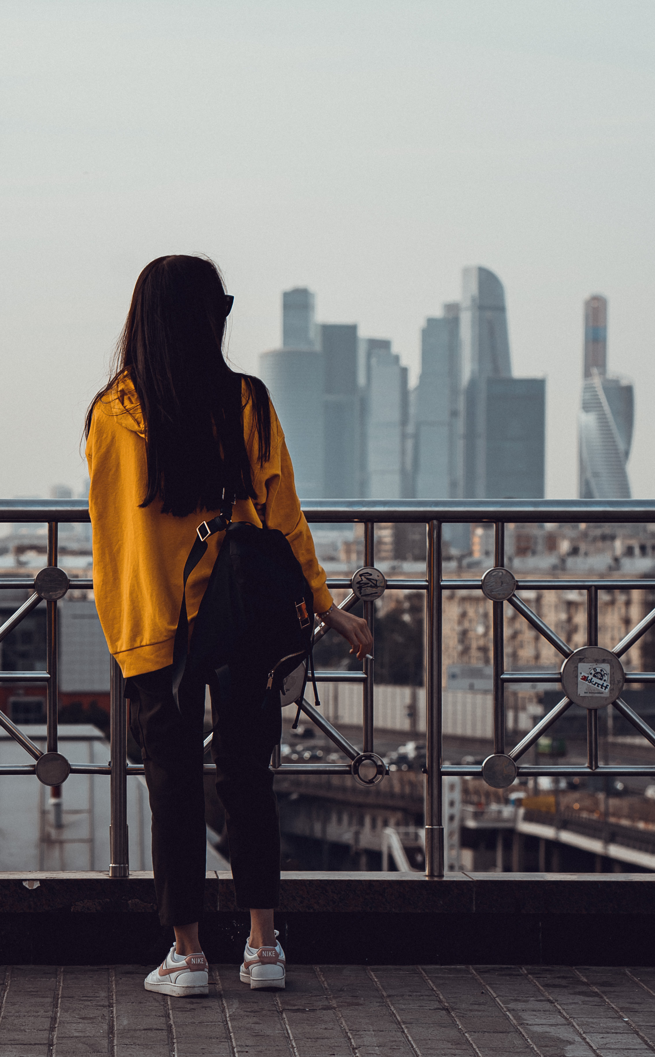 Street. Если ты на Земле — звони