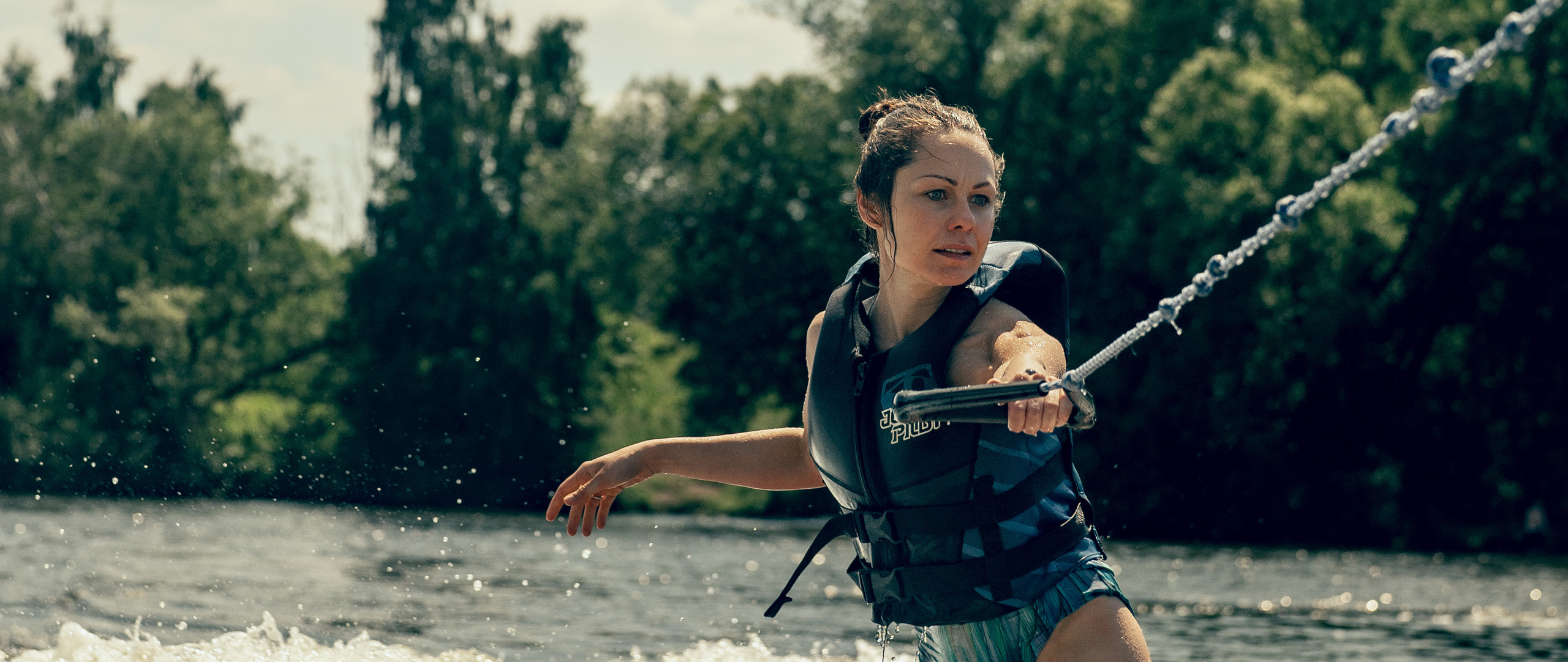 Action. Если ты на Земле — звони