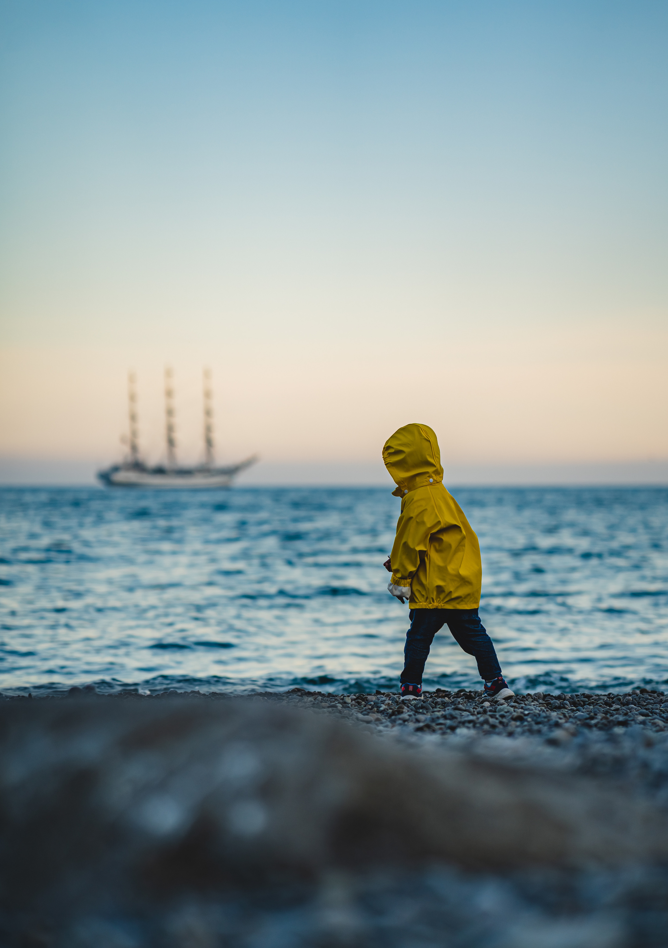 Street. Если ты на Земле — звони